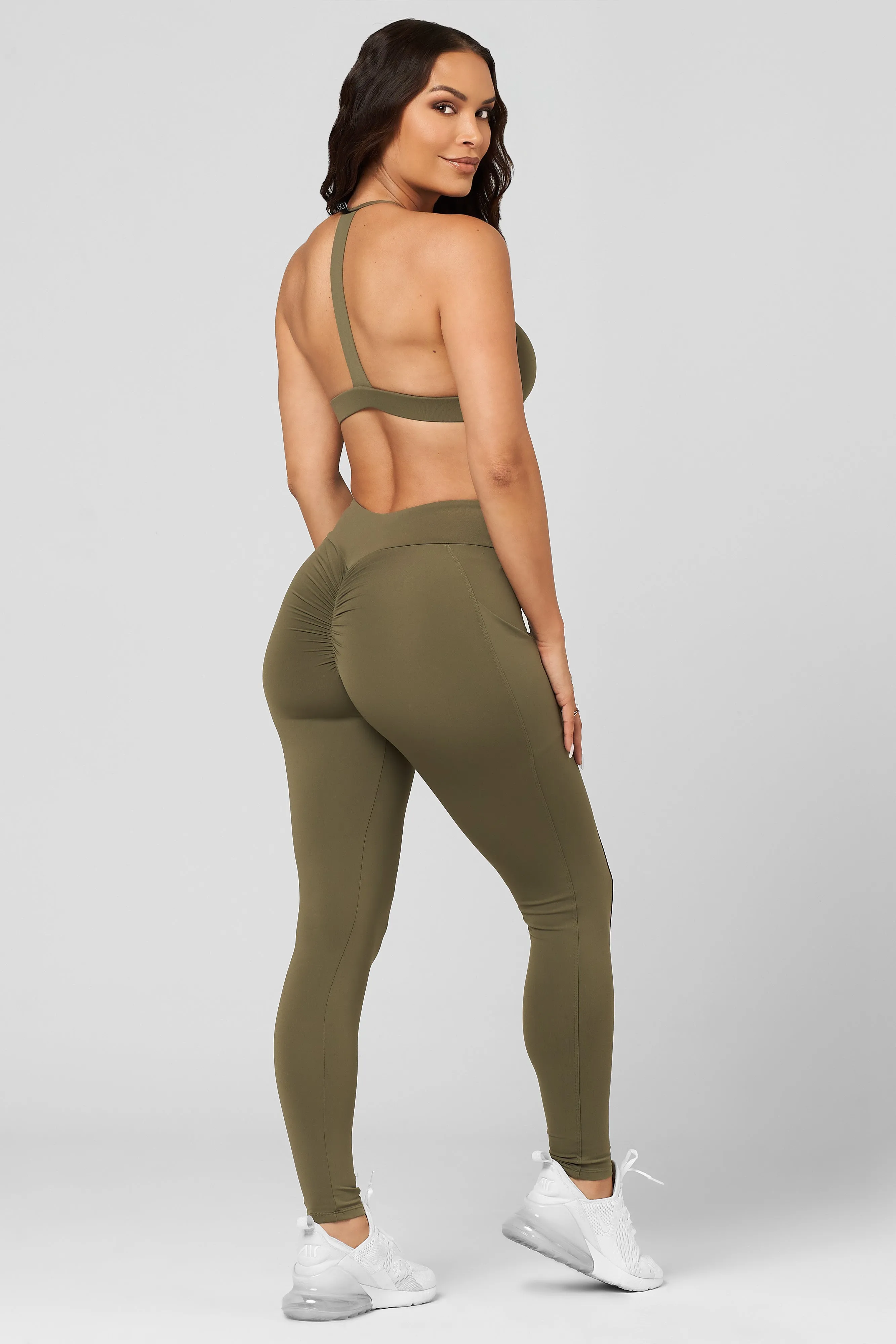 Country Core Dream Feel Sage V-Cut Scrunch Legging