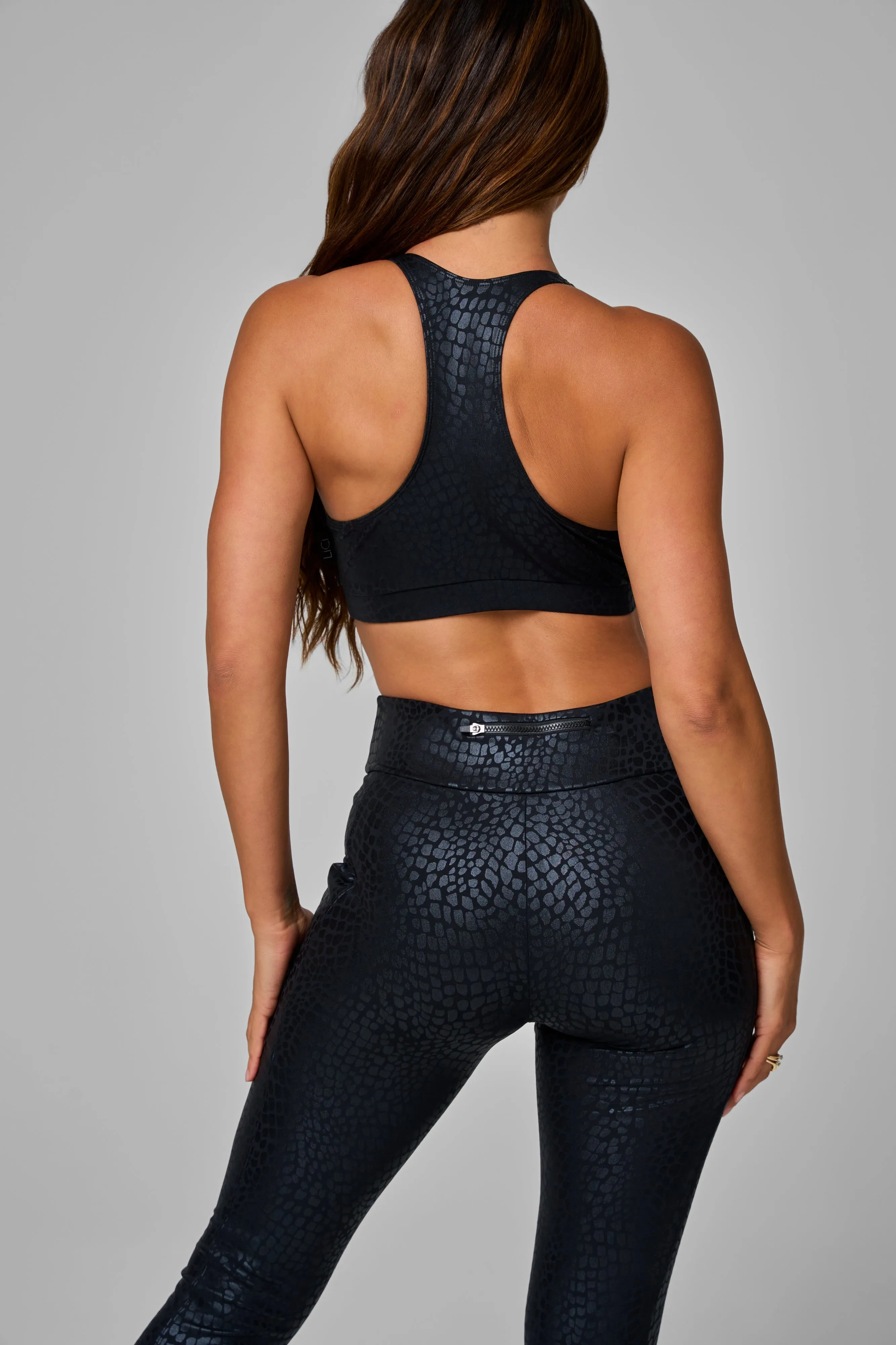 SustainableBlend FrictionResistantFabric Luxe Zipper Pocket Legging