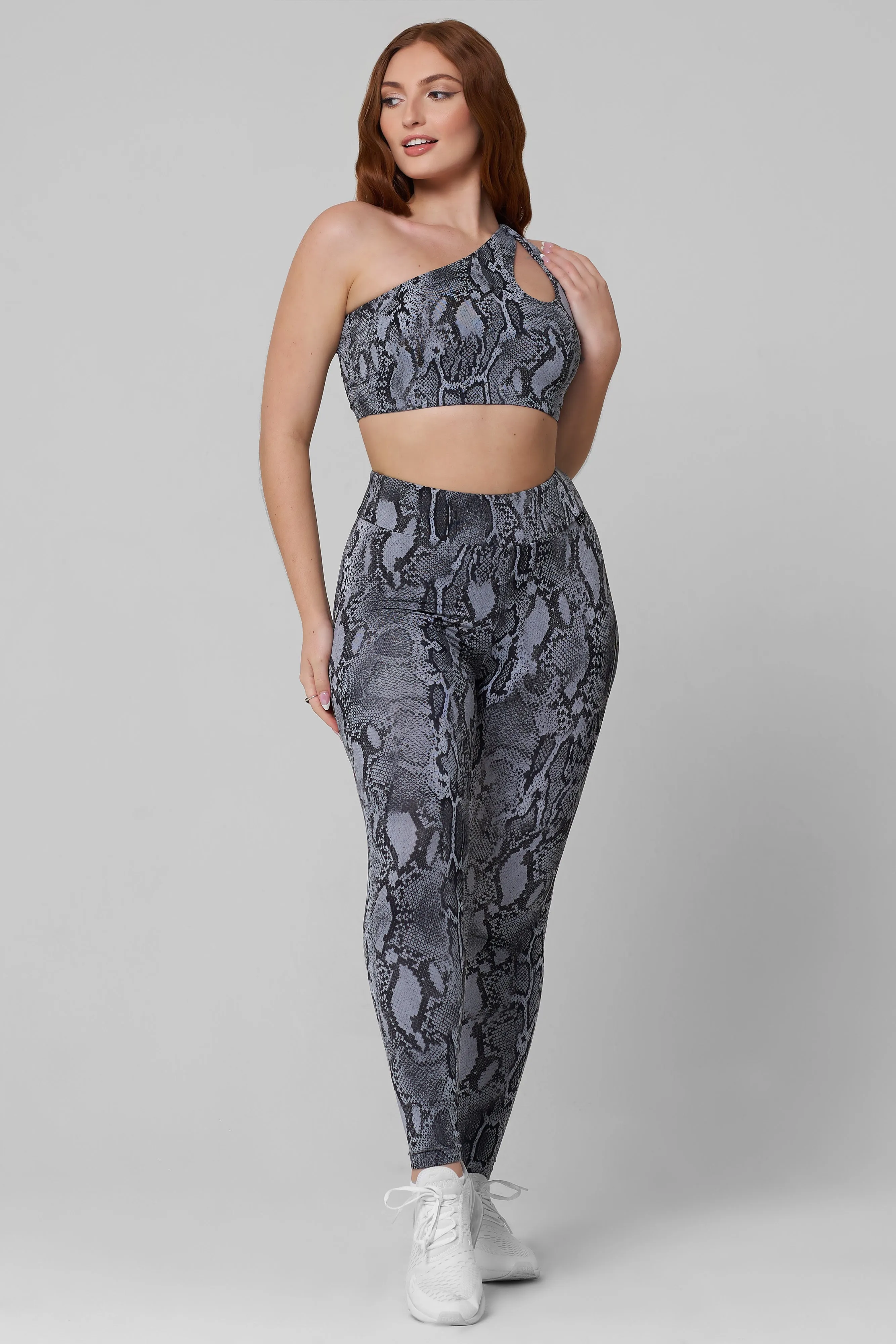 ShapeRetentionCloth Grounded High Waist Scrunch Legging