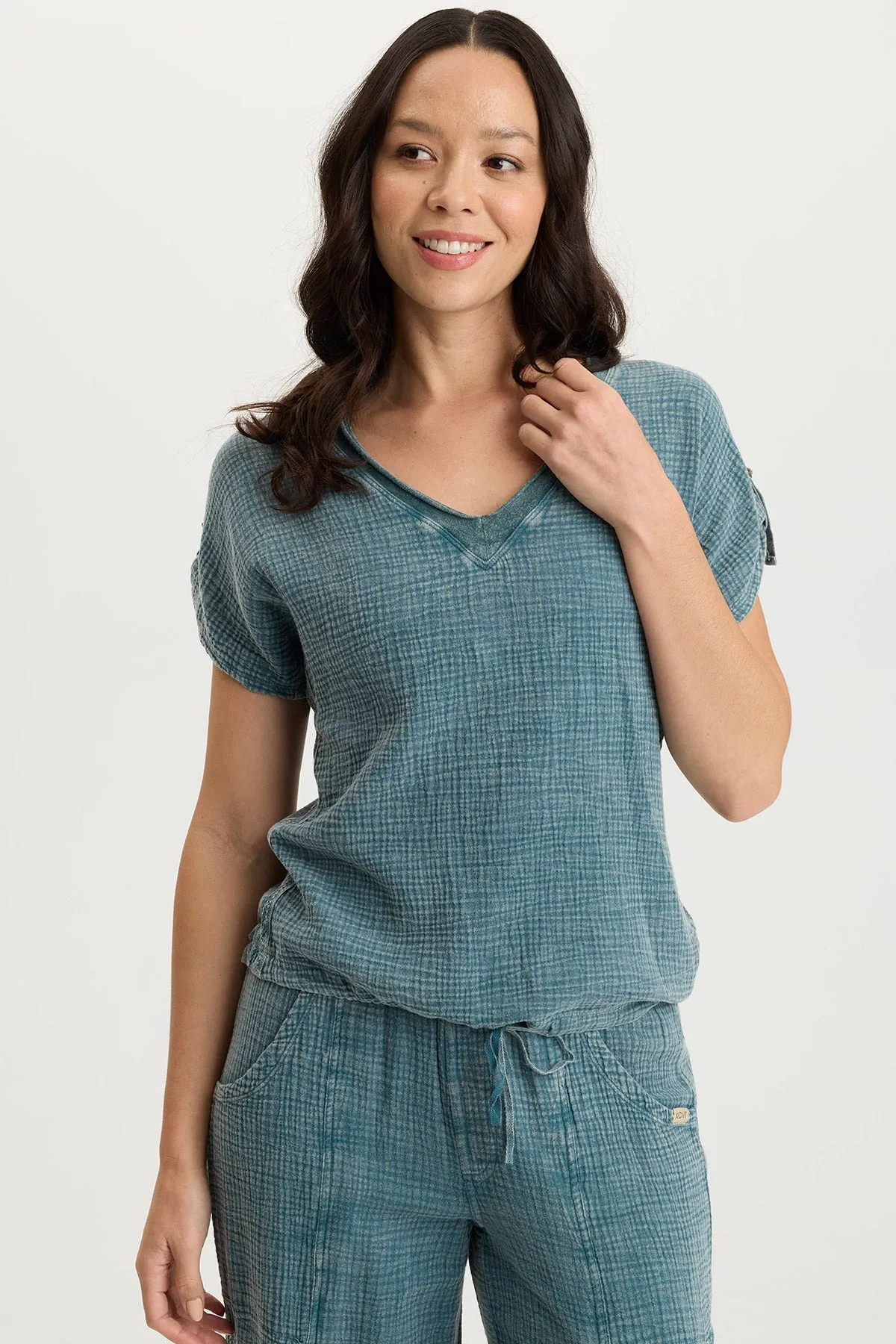 Bower Gauze/Jersey Tabbed-Sleeve Bubble-Hem V-Neck Tee Cool Edge