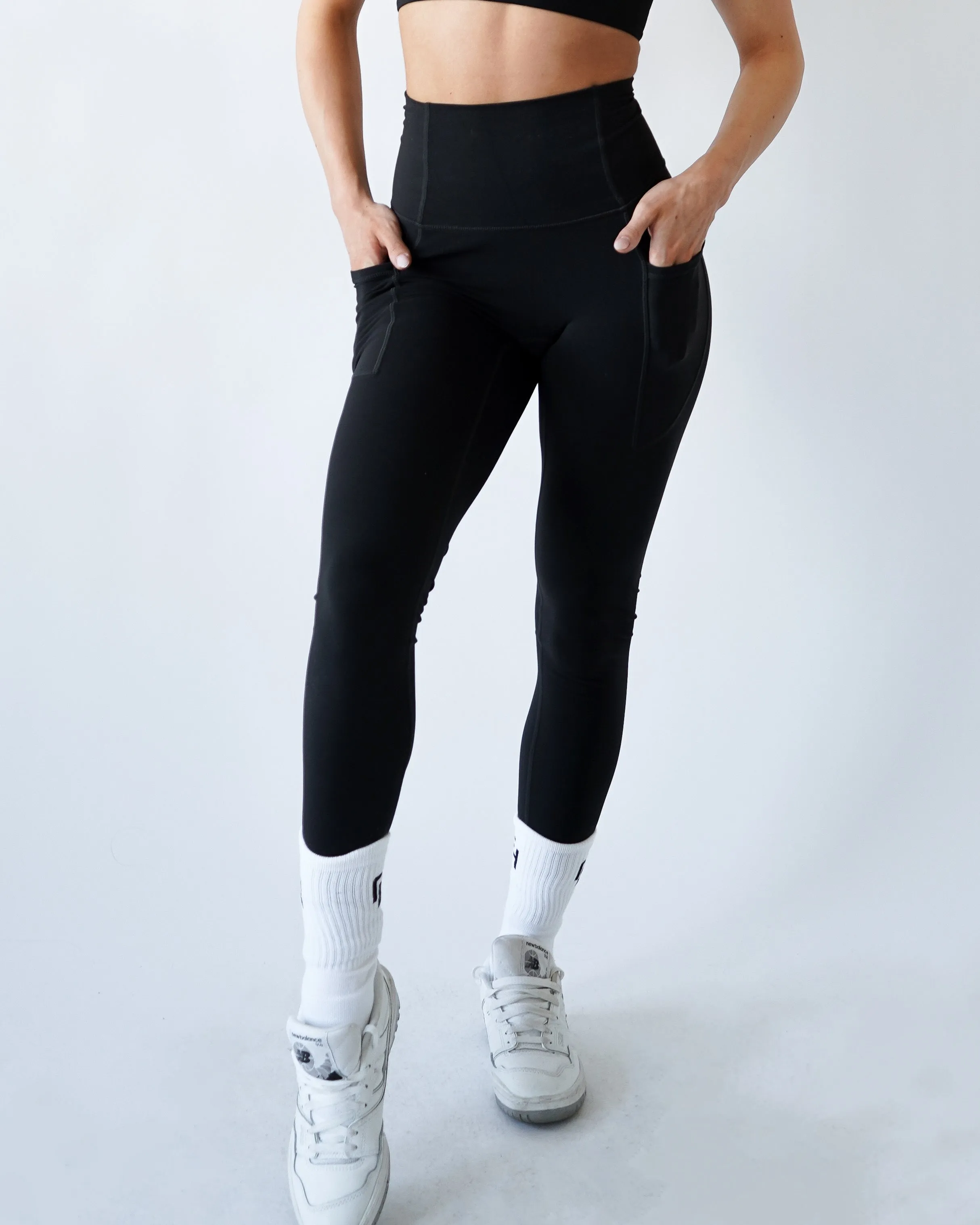 Quick Dry Outdoor Lover Performance Pocket Leggings - Black