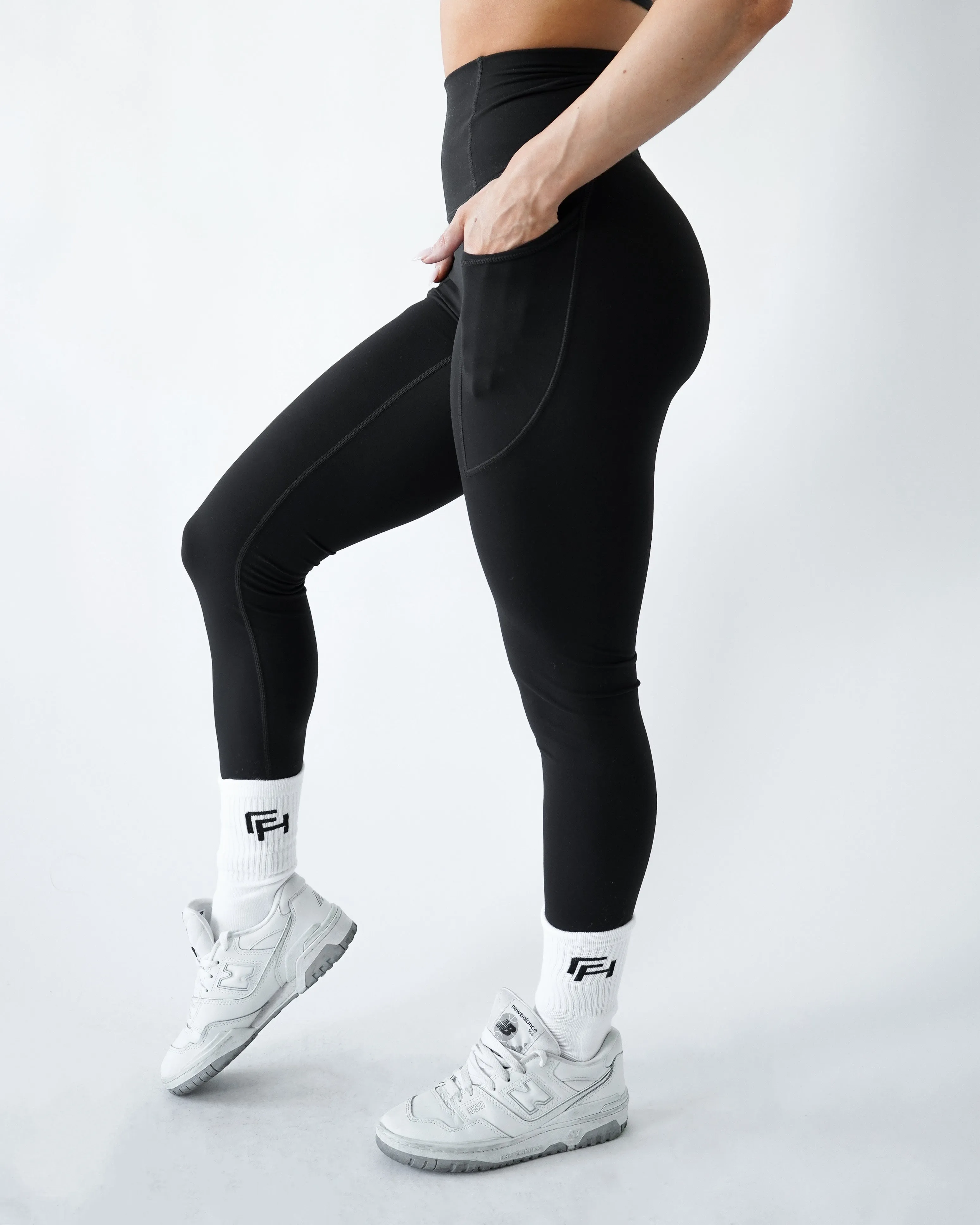 Performance Pocket Leggings - Black Super Flex