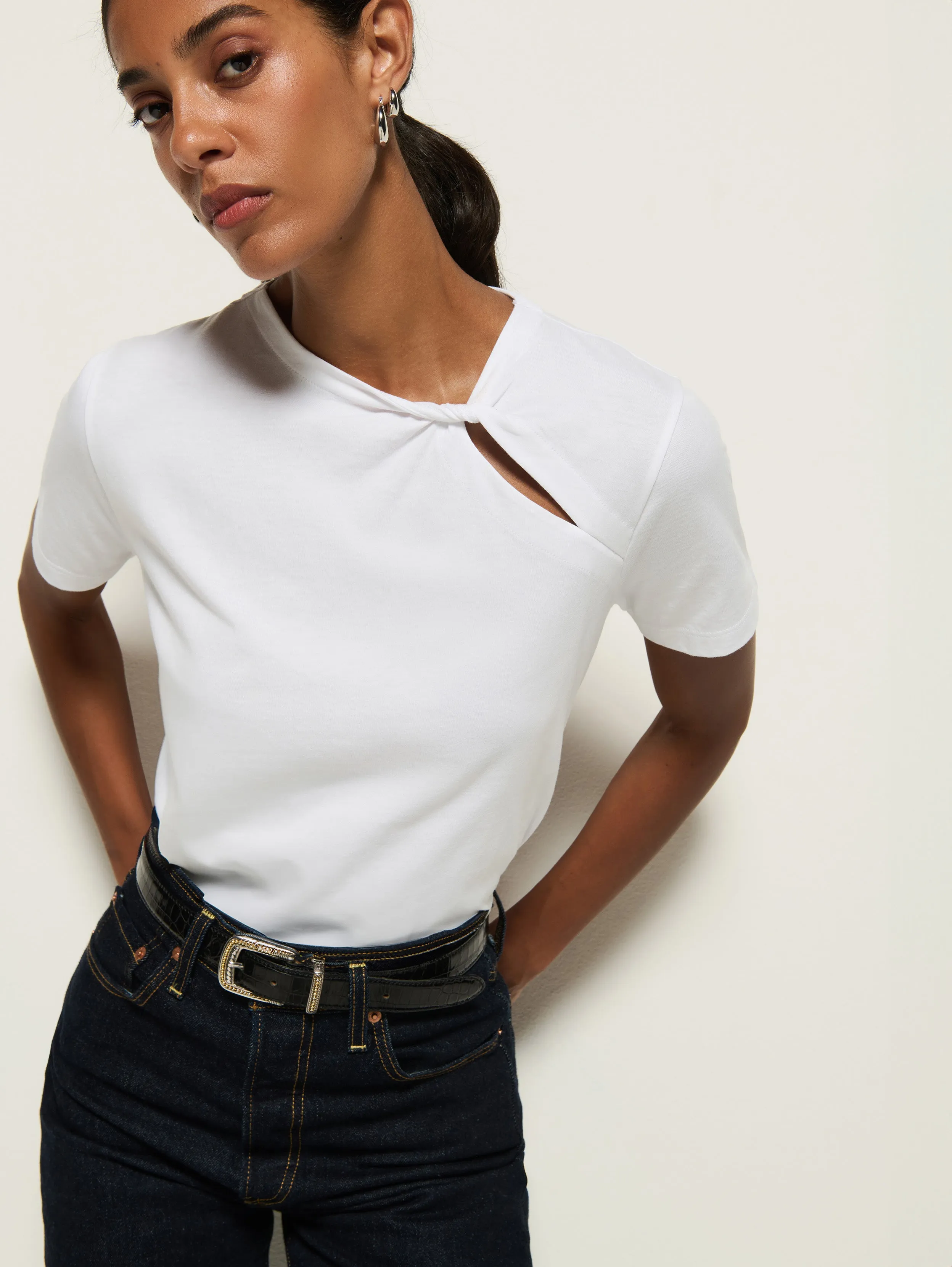 Taya Twist Neck Tee Reinforced Knees StretchableFabric