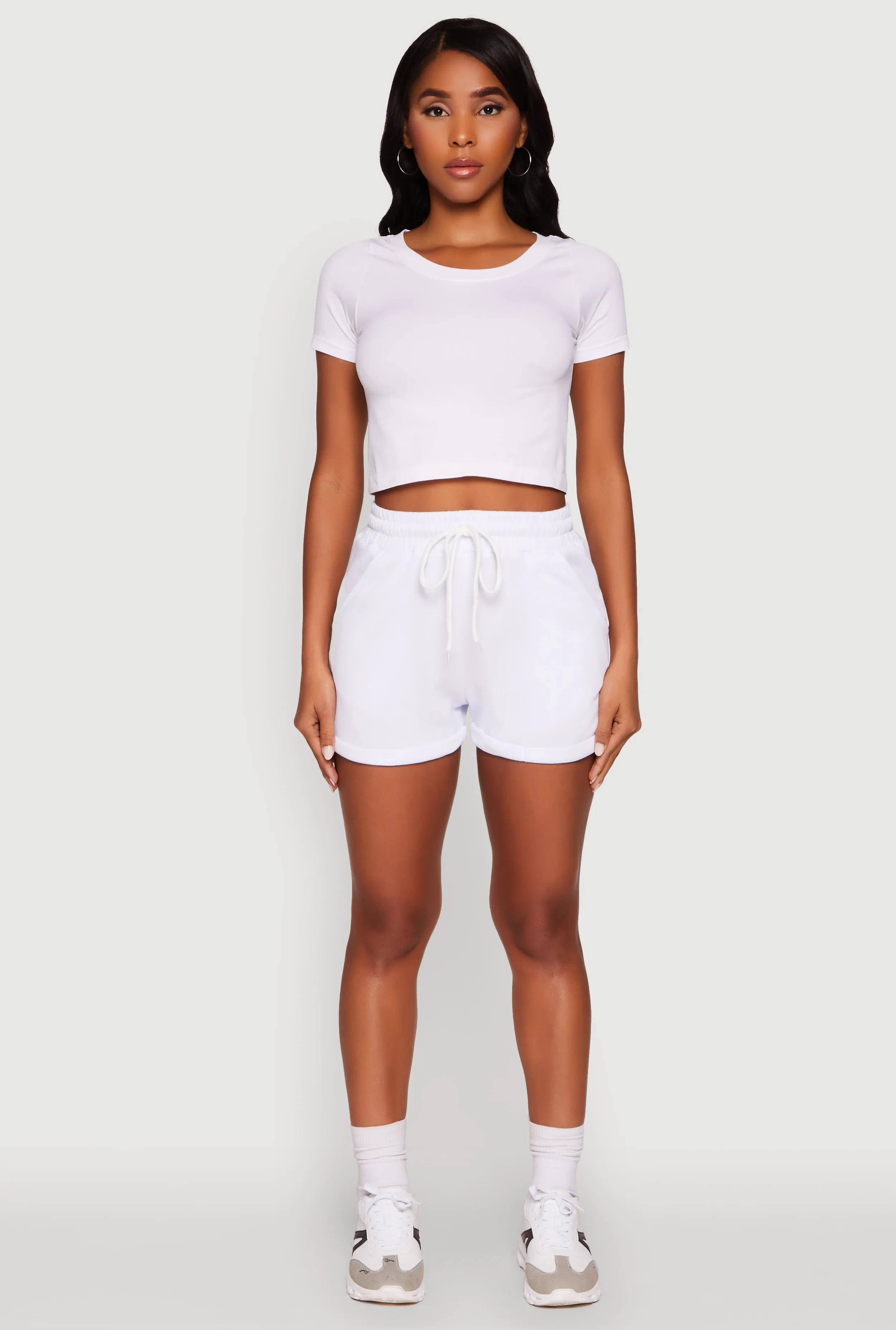 Active Style Abrasion Resistant Edges Chic Drawstring High Waisted Sweatshorts with Fixed Cuffs