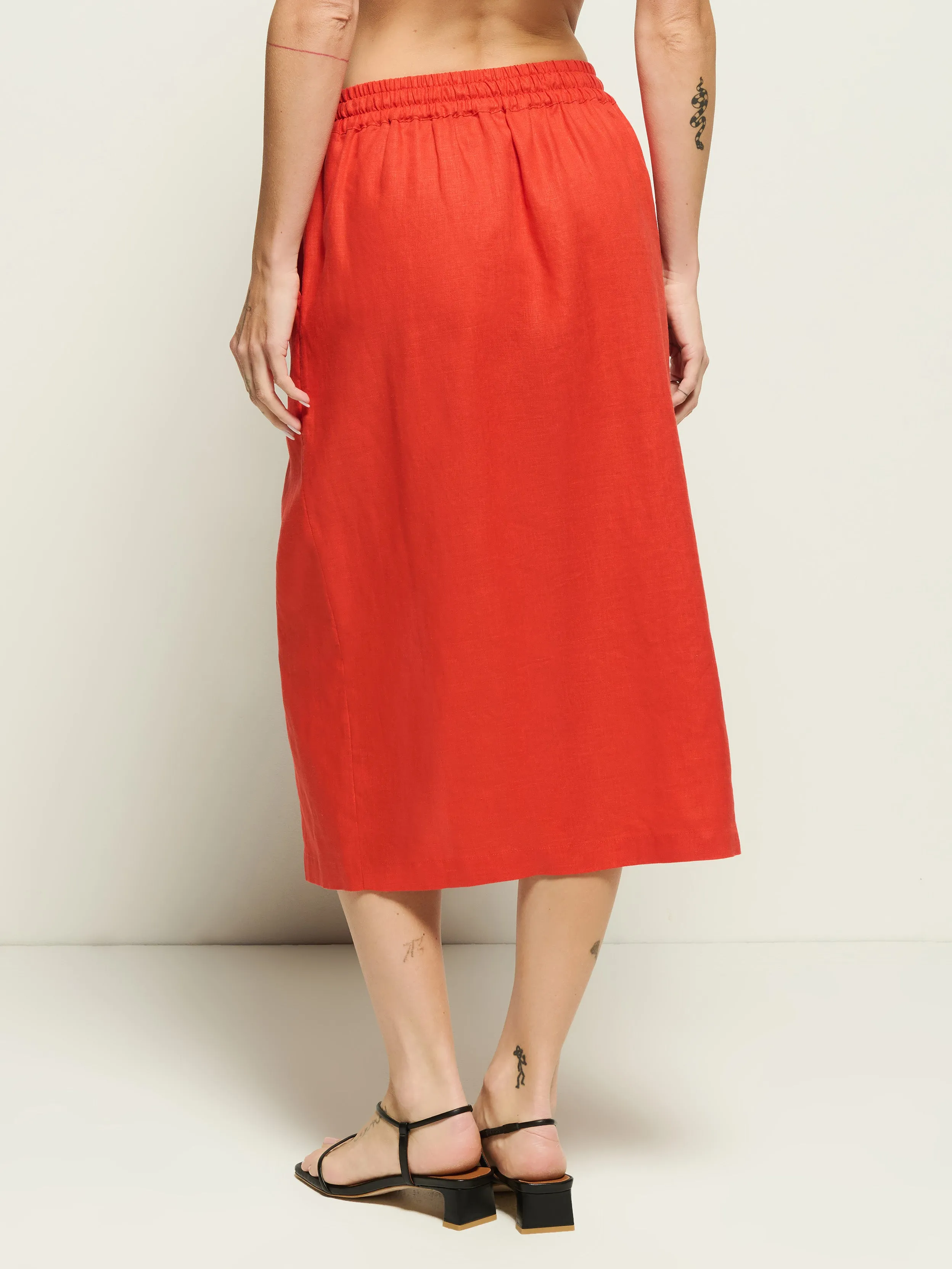 High Shine Outfit Flow Maisie Midi Skirt