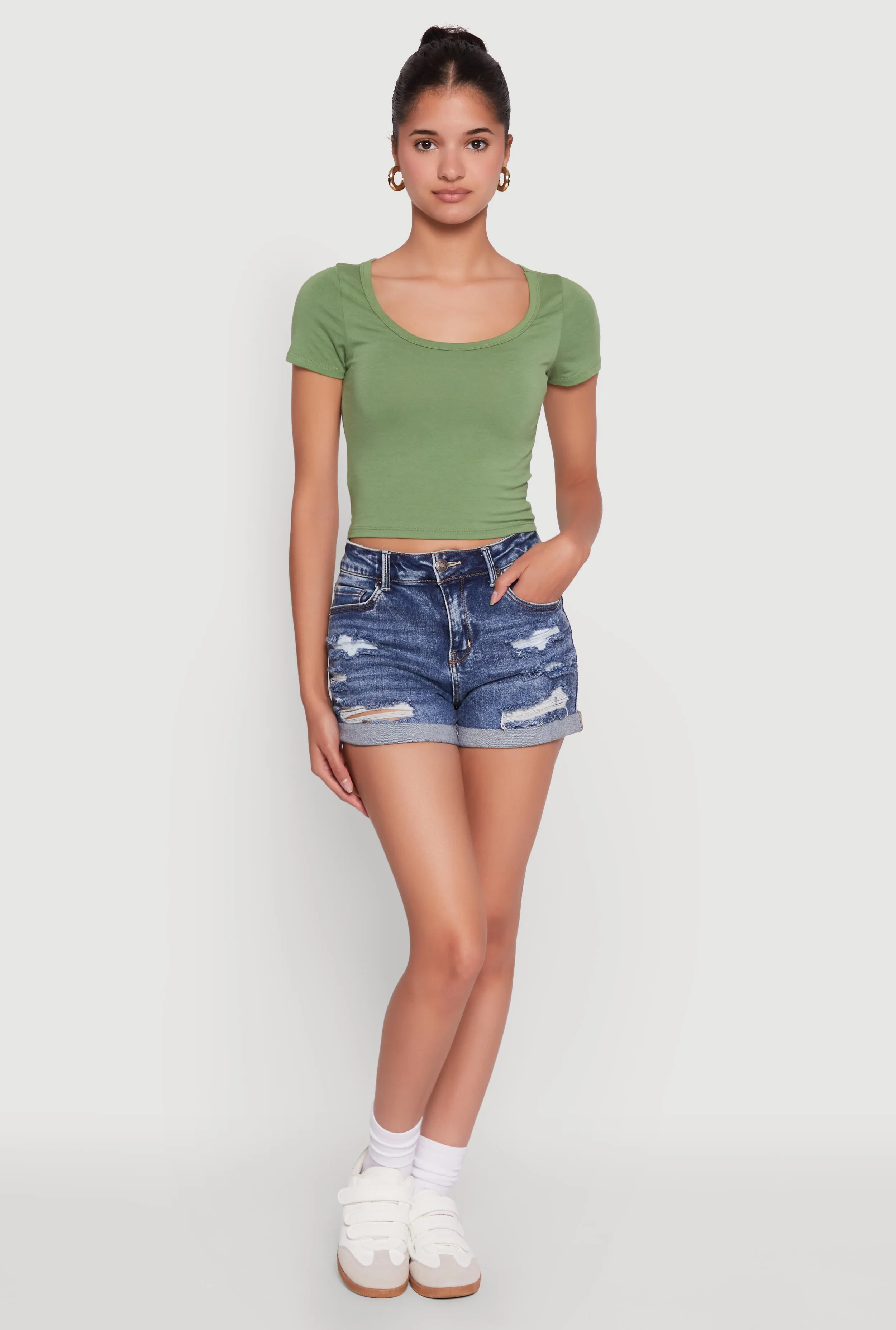 Ambiance Classic Fit Scoop Neck Short Sleeve Cropped Tee Trendy Vibe