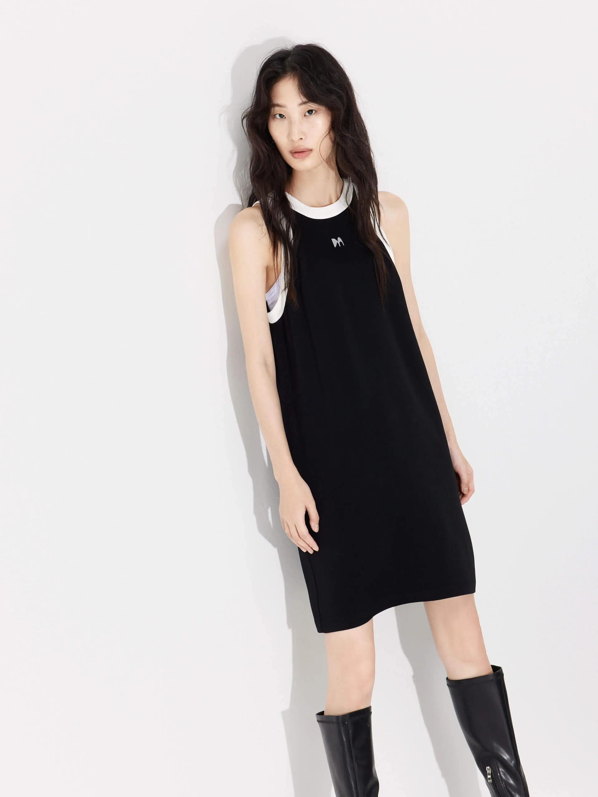 High Beat Contrasting Trim Mini Dress
