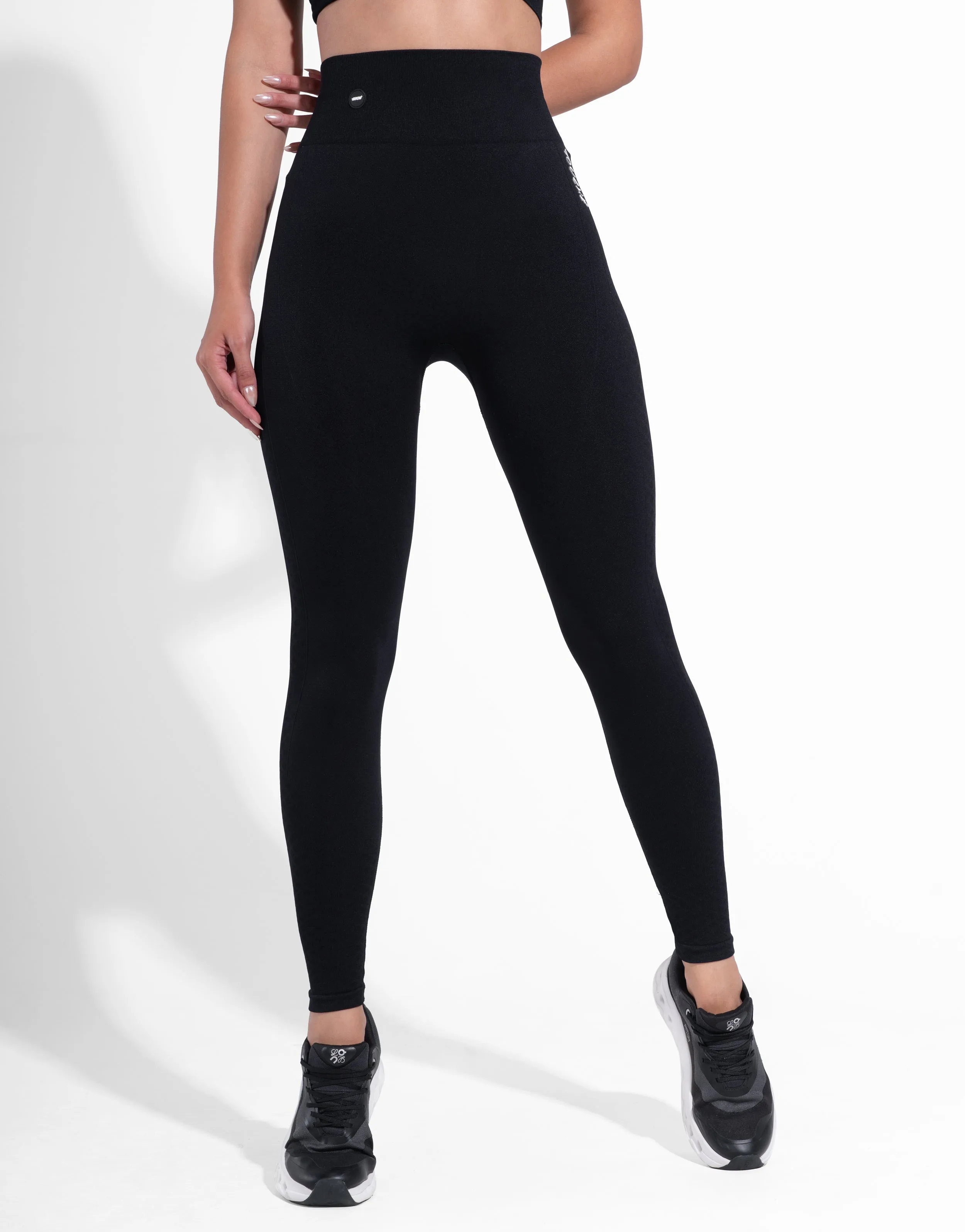 Tall Fit Weekend Trip Studio Wear AEREO BLACK SEAMLESS