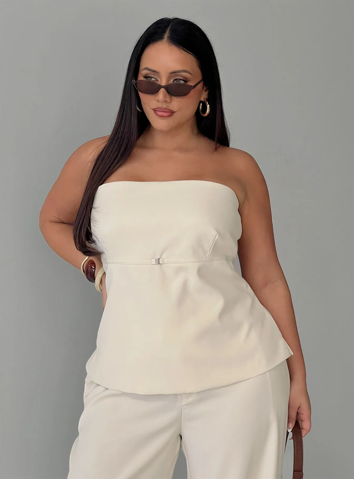 Irresistible Strapless Top Cream Curve Classic Crewneck Design Compression Fit Technology
