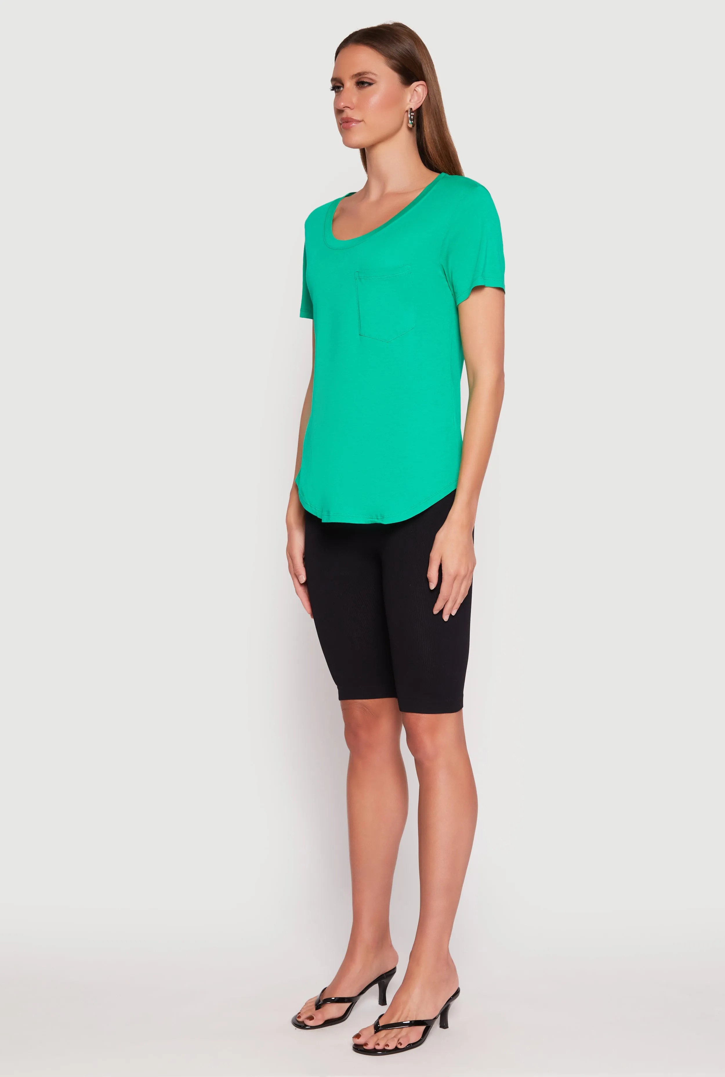 Scoop Neck Pocket T Shirt Thermoregulating Fabric