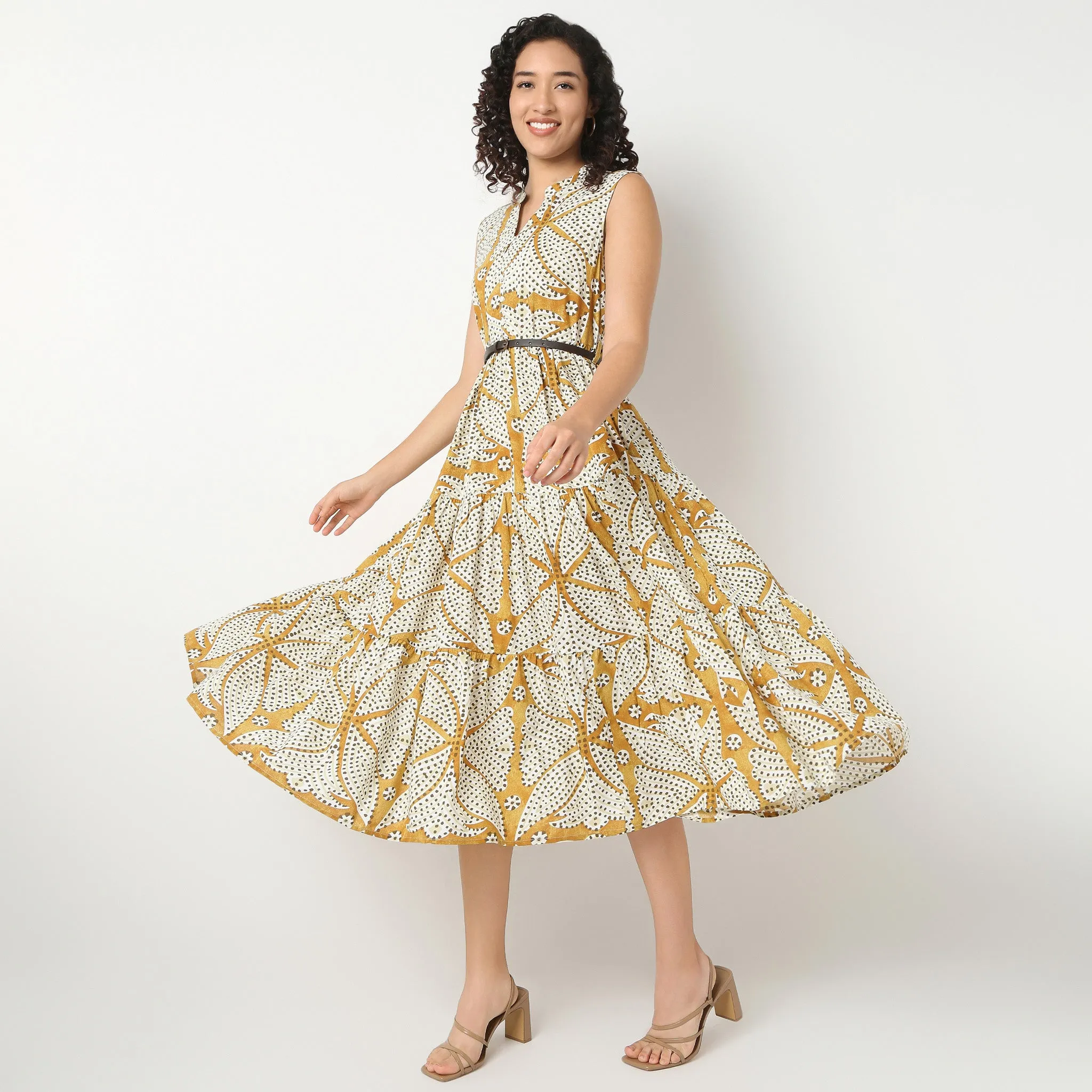 Linen Soul Sleeveless Tiered Dress