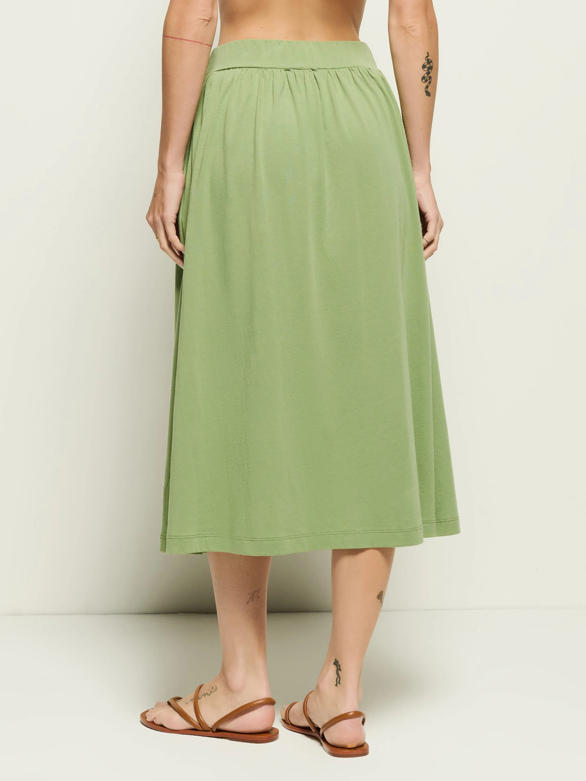 Classic Fit Vida Midi Skirt