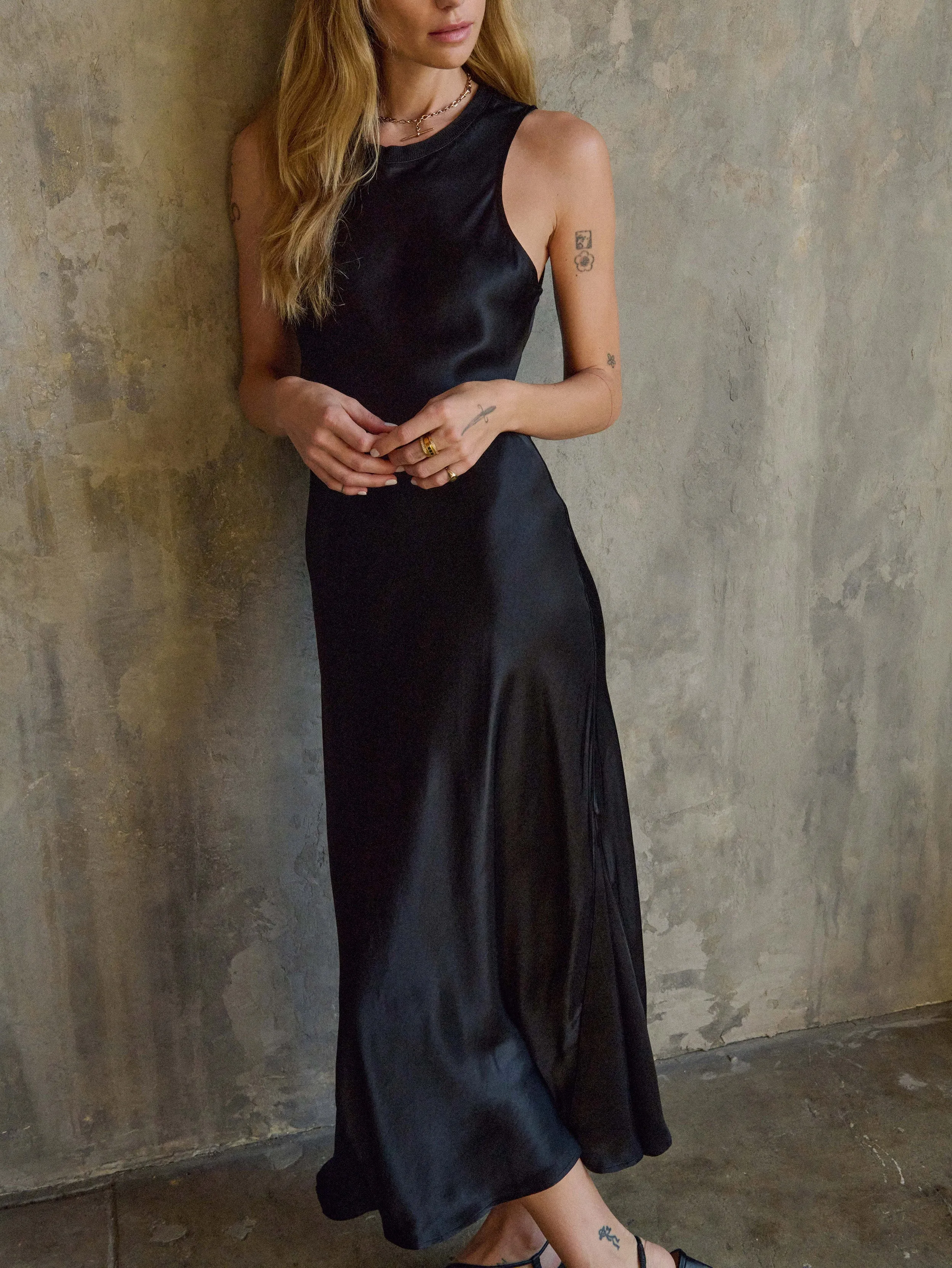 Strong Edge Dulce Midi Dress
