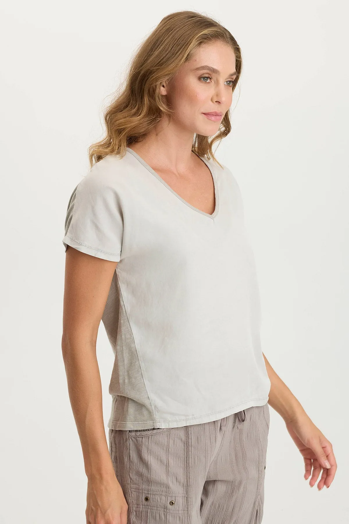 Vegan Mood Ulysses Twill/Jersey Oversized V-Neck Top