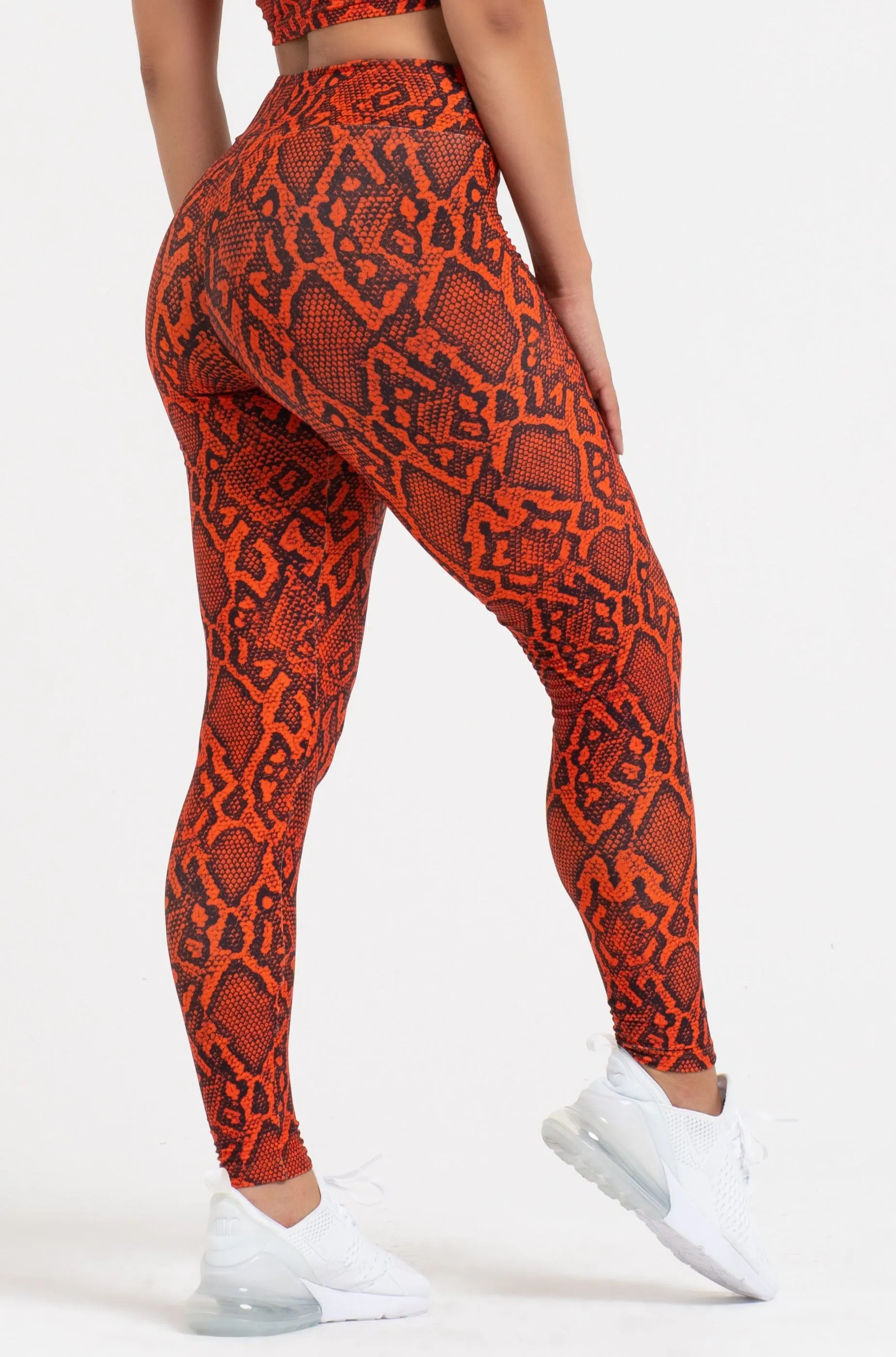 NonIrritatingSeams Venom Regular Legging
