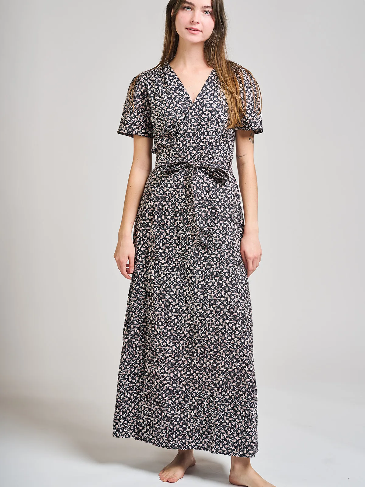 Free Fit SeamlessTransition Wrap Maxi Dress - Black Botanical