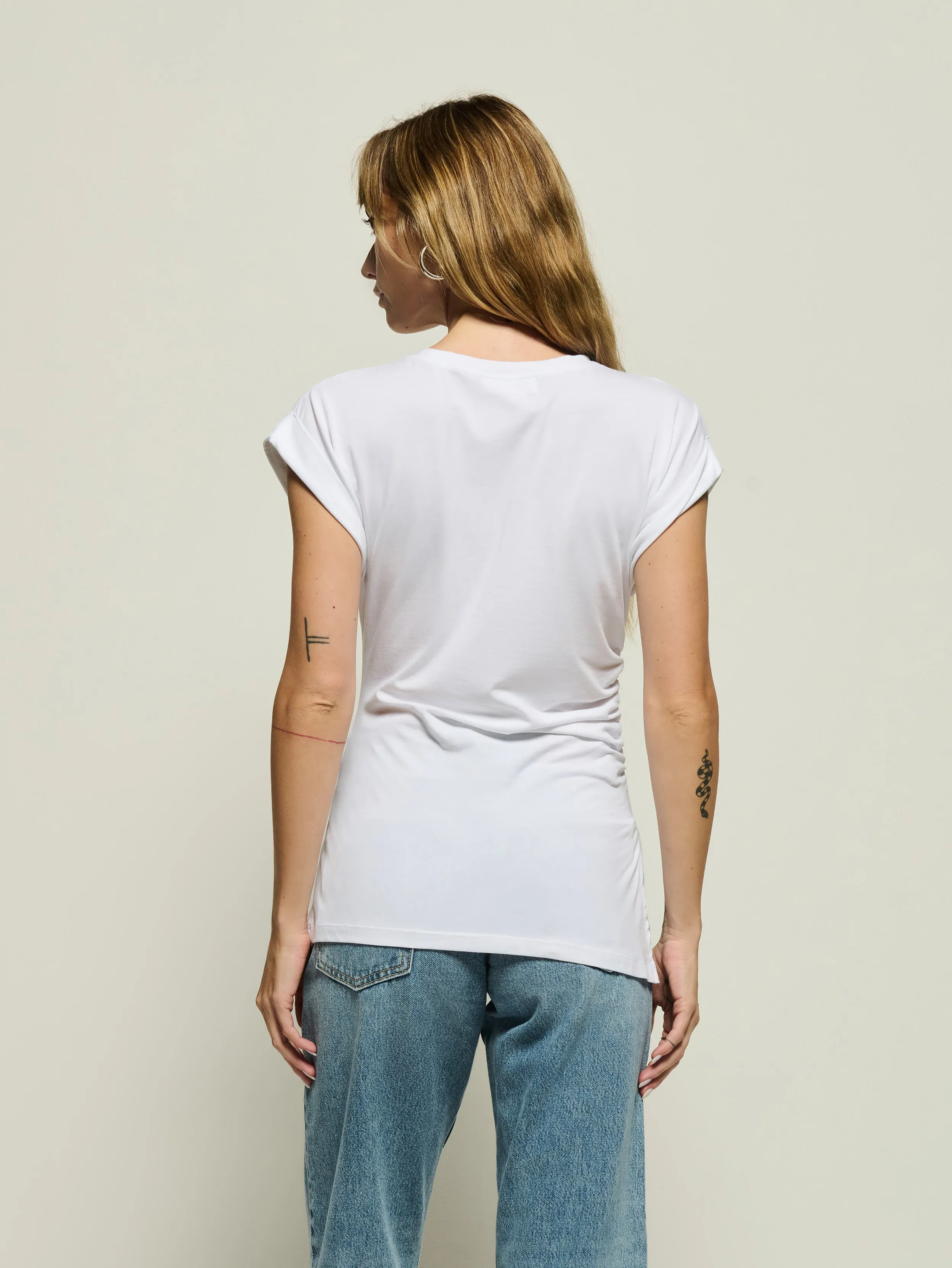 Sadee Crewneck Tee Breathable Stretch Fabric