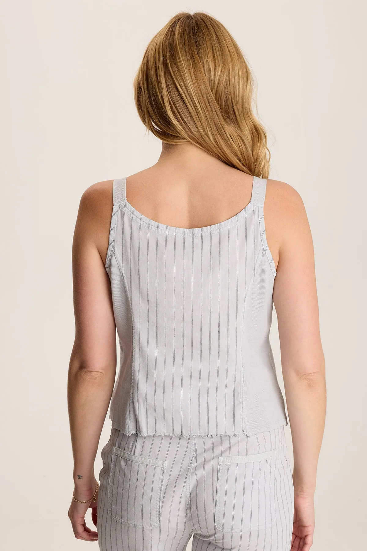 FlexFitTechnology Ludora Linen Stripe Tank with Sharkbite Hem