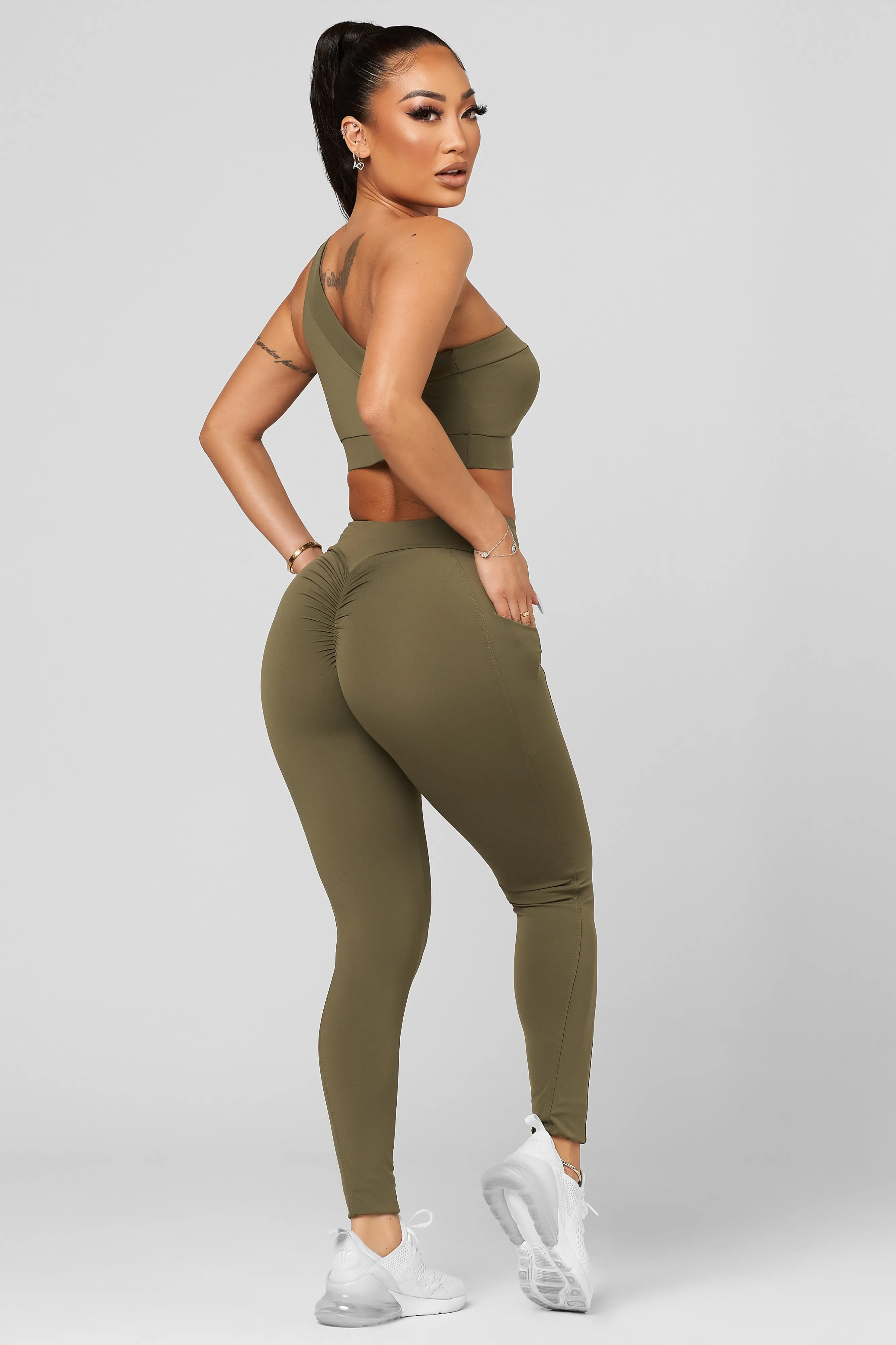Sage High Waist Scrunch Legging NonChafe CoolingChannelFabric