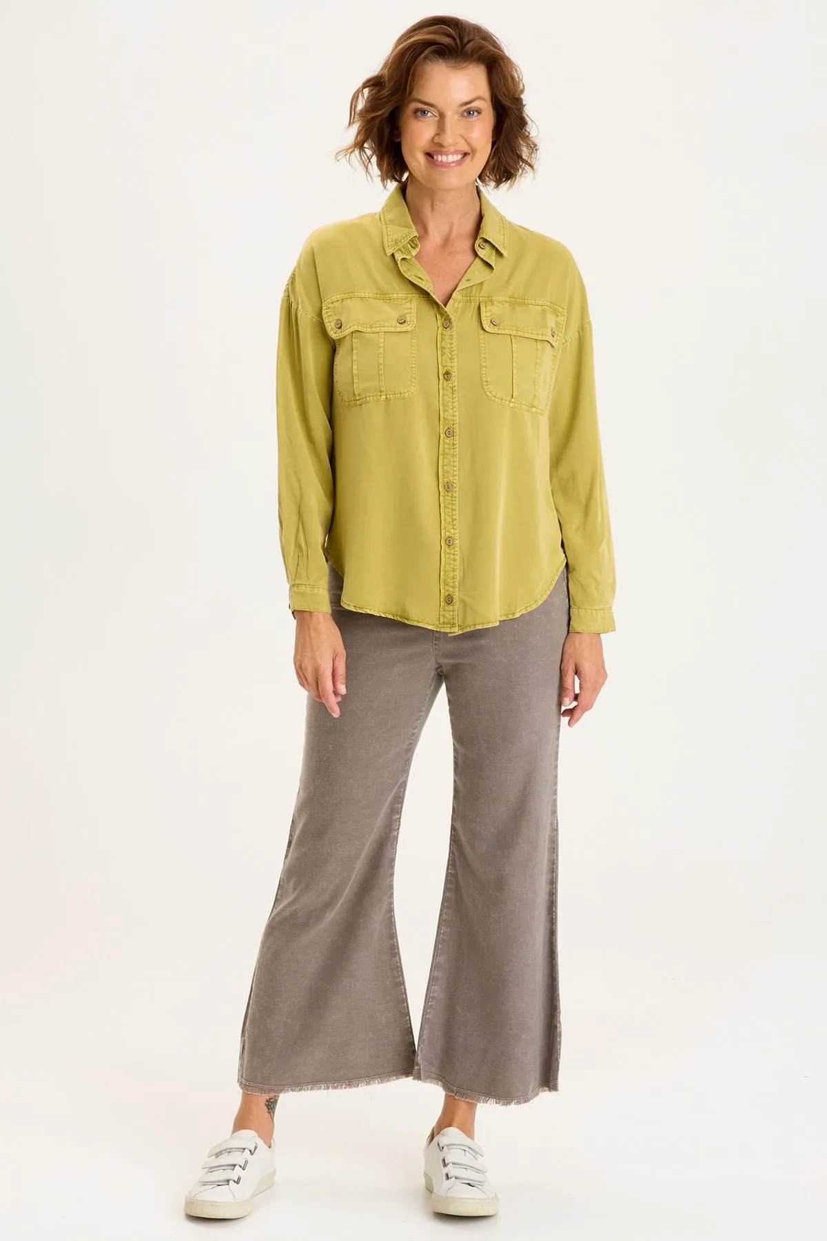 MultiPocket Design Twill Smithson Button-Up