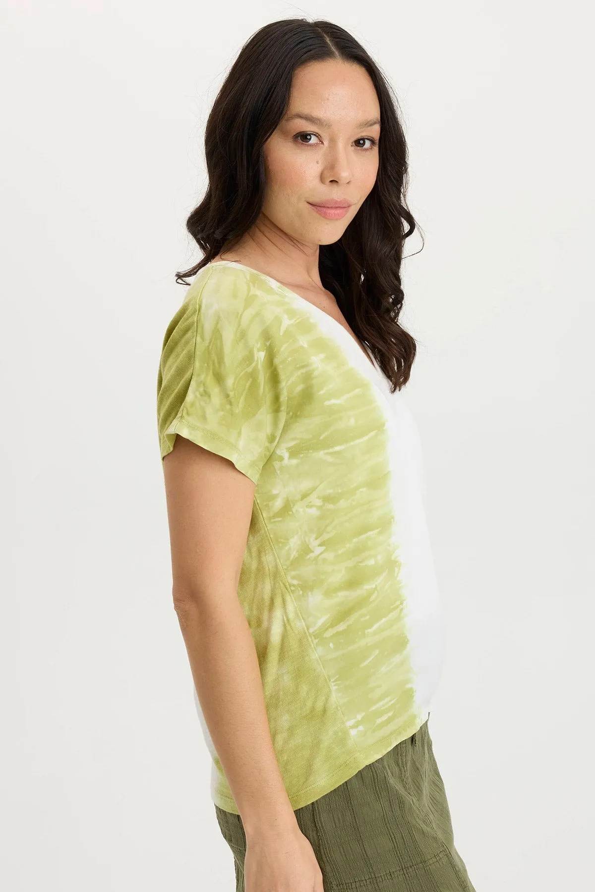 Smart Glow FourWayStretchClothing Ulysses Twill/Jersey Oversized V-Neck Top