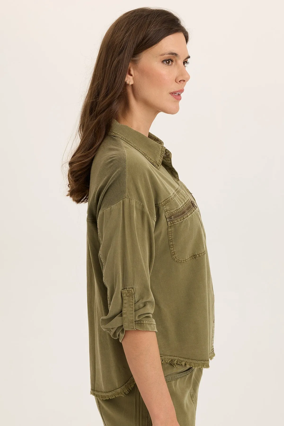 Knapp Twill Utility Button-up AbrasionResistantThread ReflectiveTrimDetails