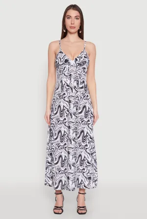 Full-length elegant piece With its sophisticated design this dress will always remain a classic wardrobe piece Swirl Print Empire Waist Maxi Dress