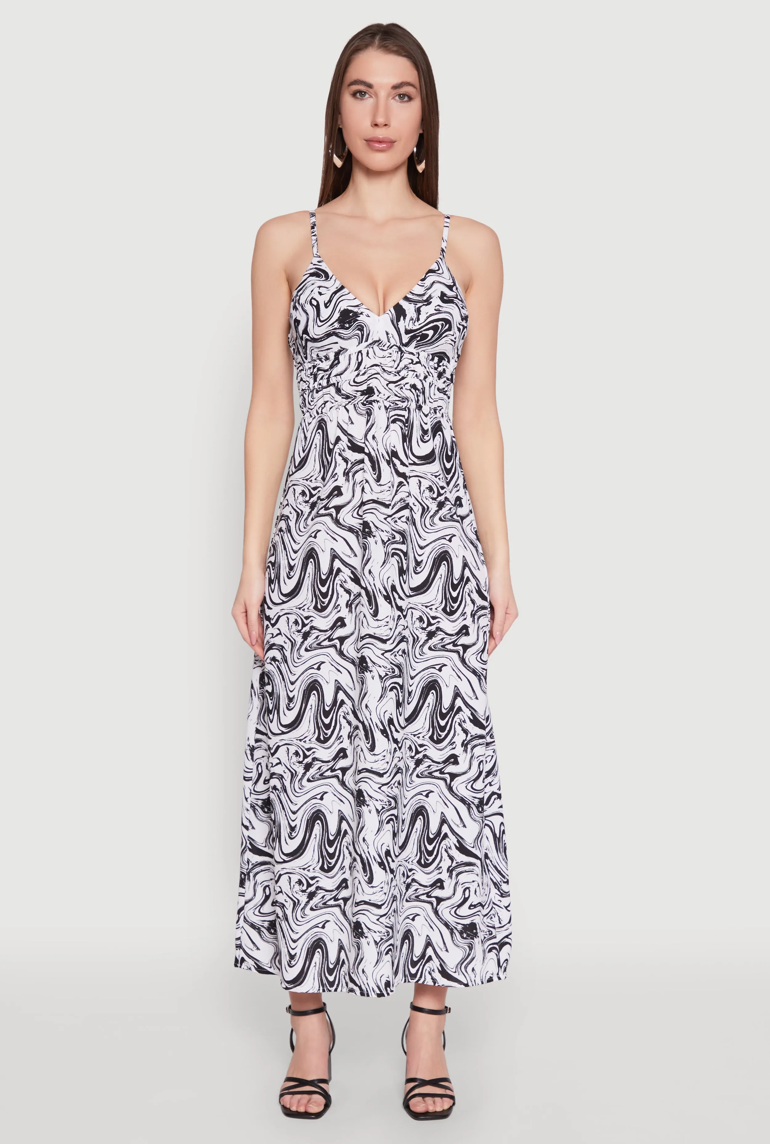 Full-length elegant piece With its sophisticated design this dress will always remain a classic wardrobe piece Swirl Print Empire Waist Maxi Dress
