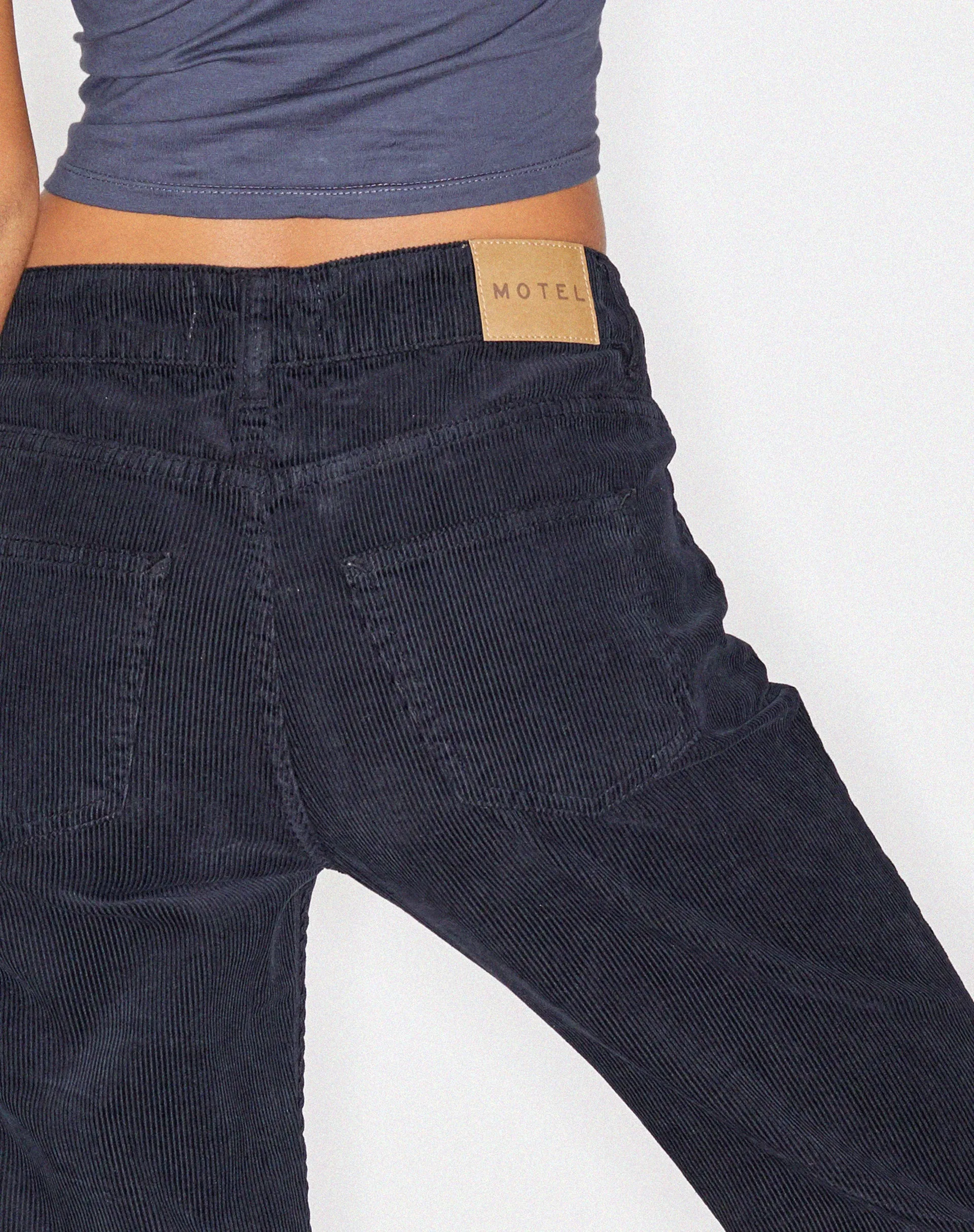 HypoallergenicFabric Low Rise Bootleg Jeans in Cord Black