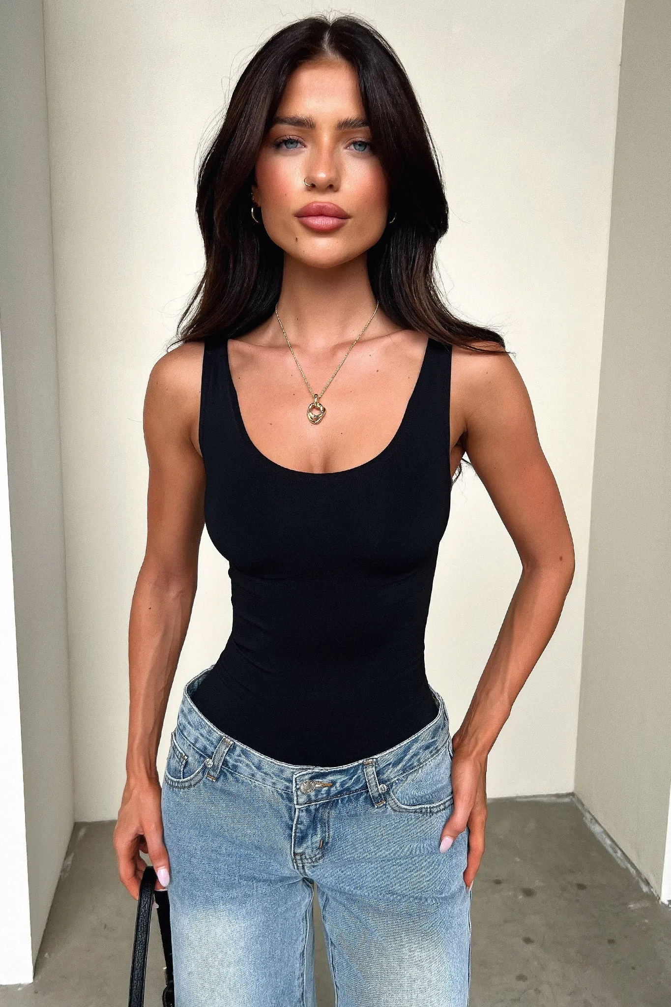 Alisa Shapewear Bodysuit - Black Urban Classic