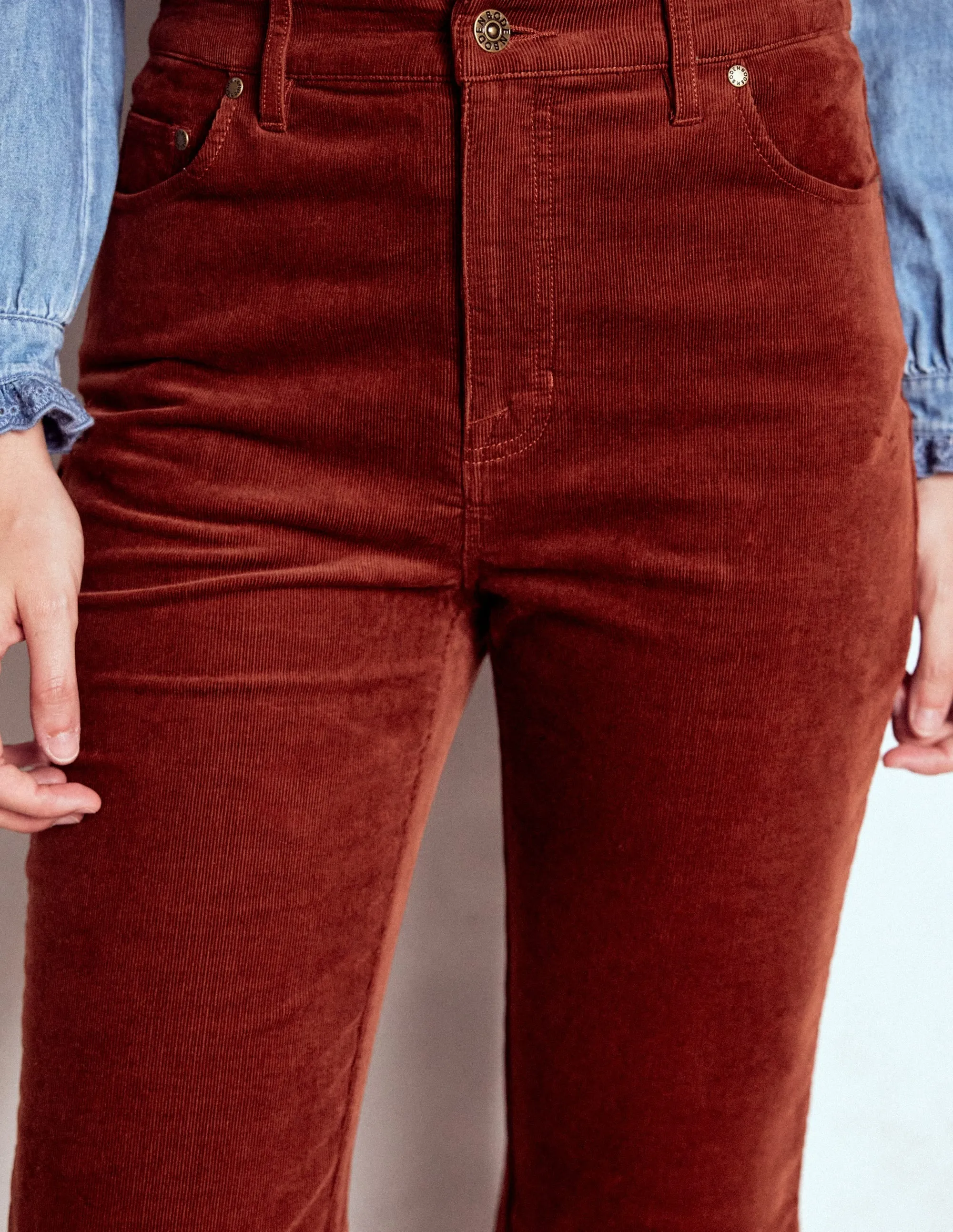 Comfy Streetwear Fan Music Event 5-Pocket Cord Kick Jeans-Fired Brick