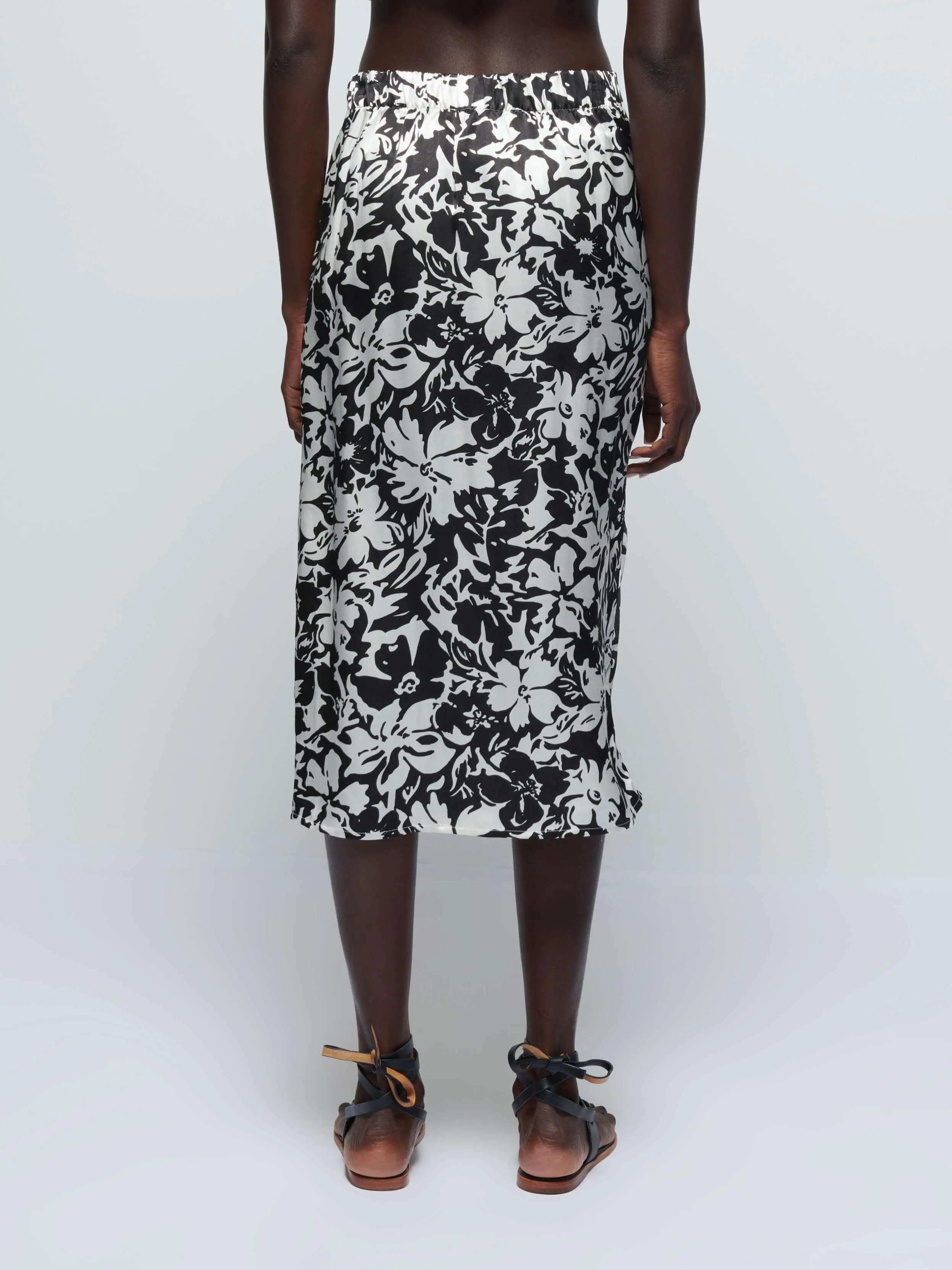 Suri Sarong Low Care