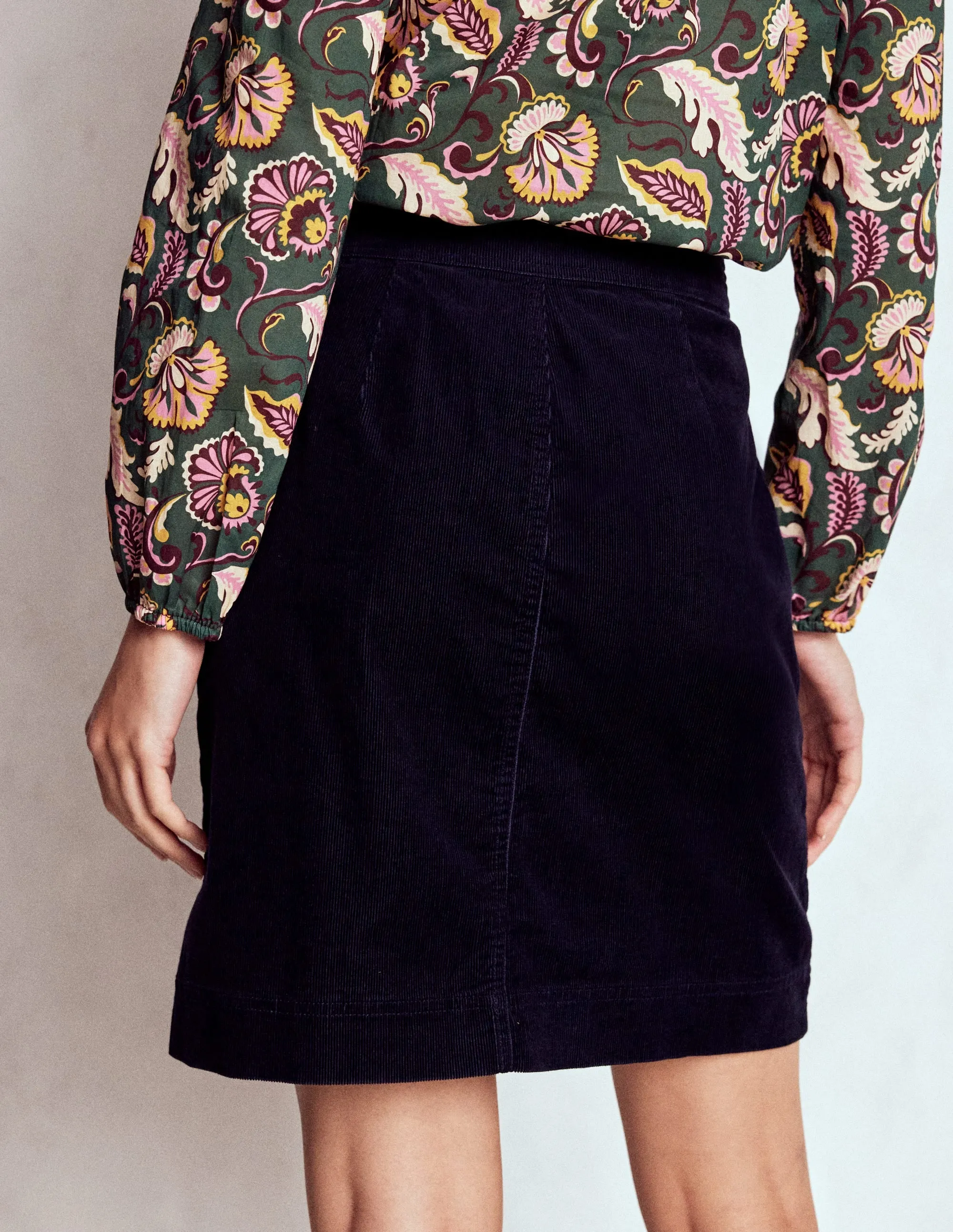 Easy Comfort Emerging Designer Cecelia Cord Skirt-Navy