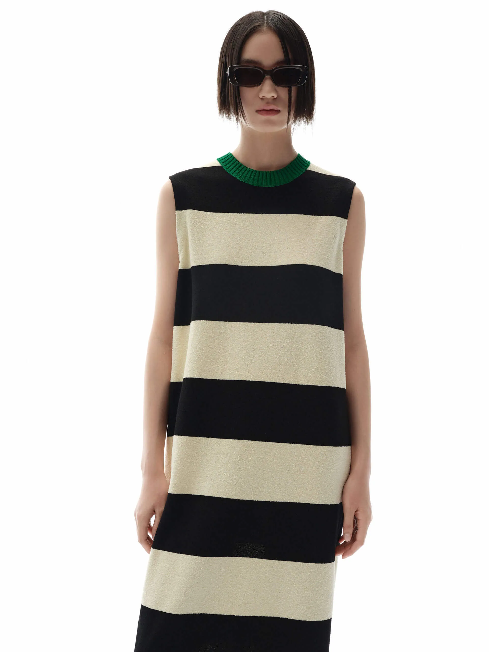 Air Float Contrast Collar Sleeveless Dress