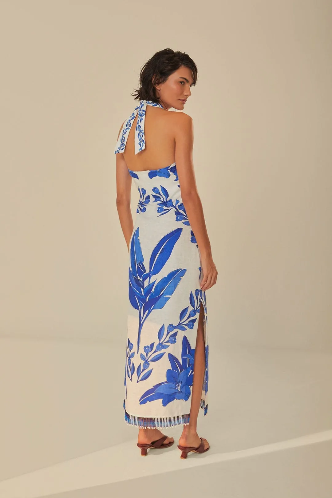 The flattering silhouette of this dress enhances your figure without compromising comfort Sapphire Glow Off-White Blue Yard Sleeveless Maxi Dress