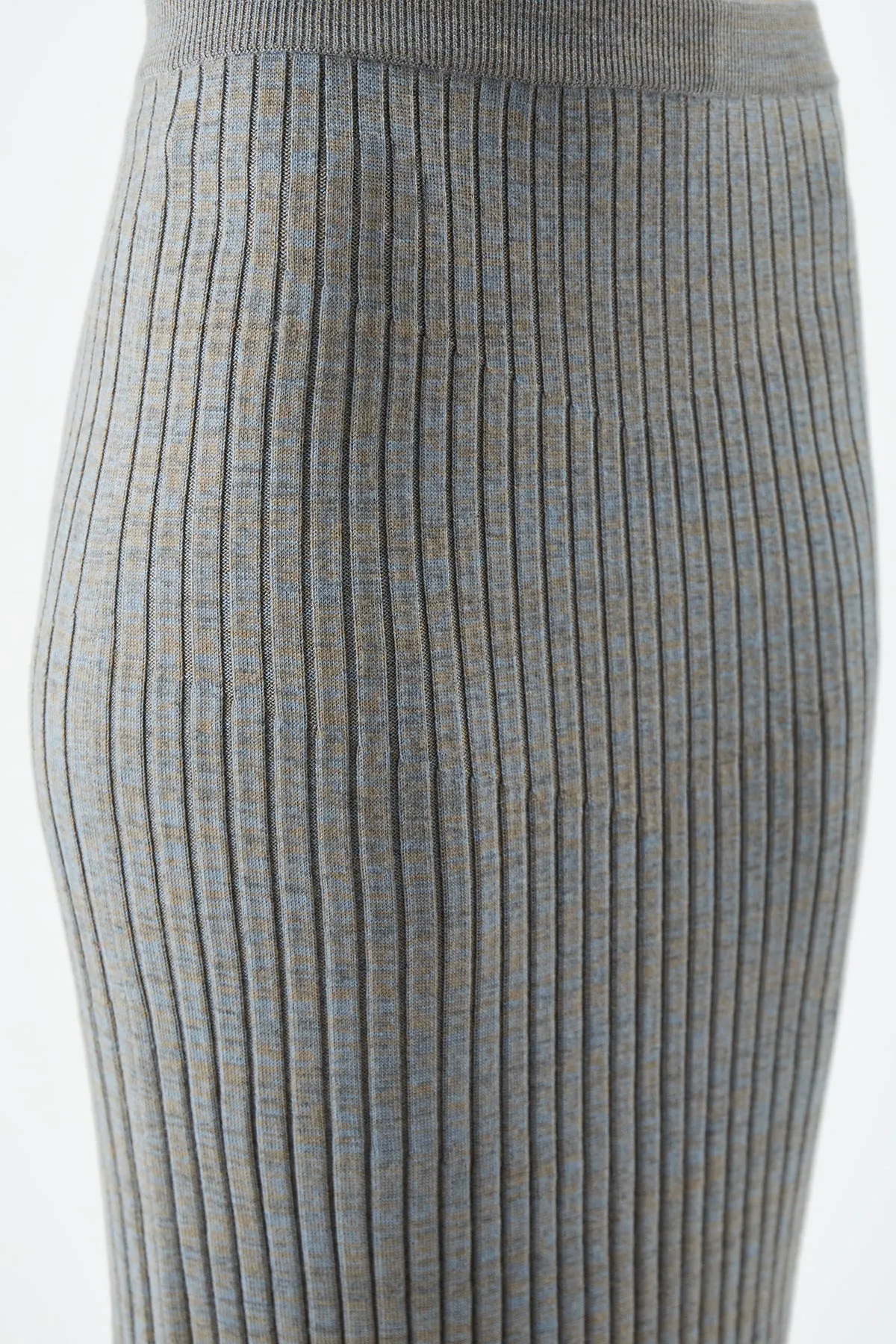Suede Feel Semi Sheer Conti Knit Midi Skirt in Light Blue Melange Cashmere