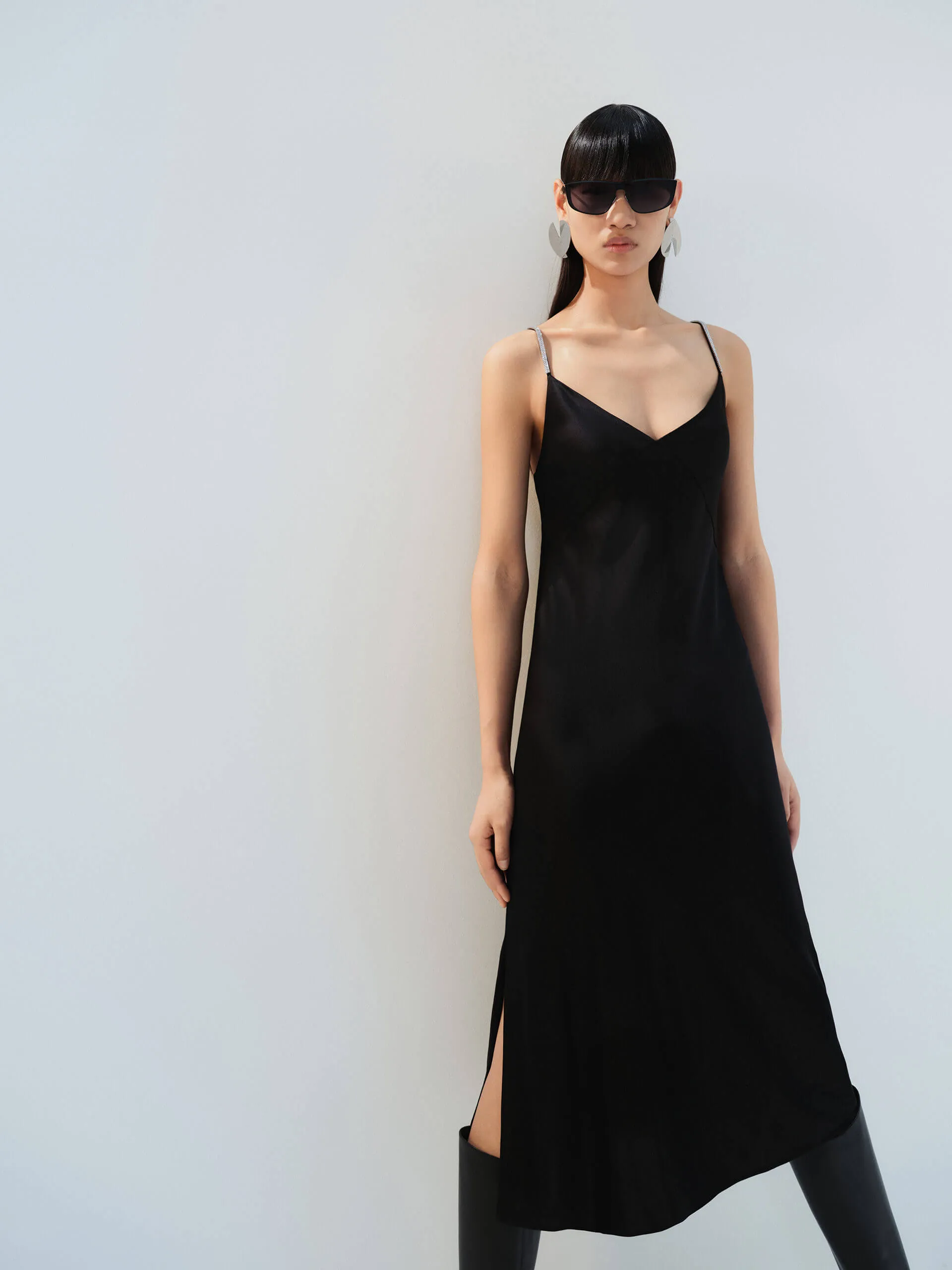 Maternity Look Sophisticated Comfort Rhinestones Detail Silk Dress
