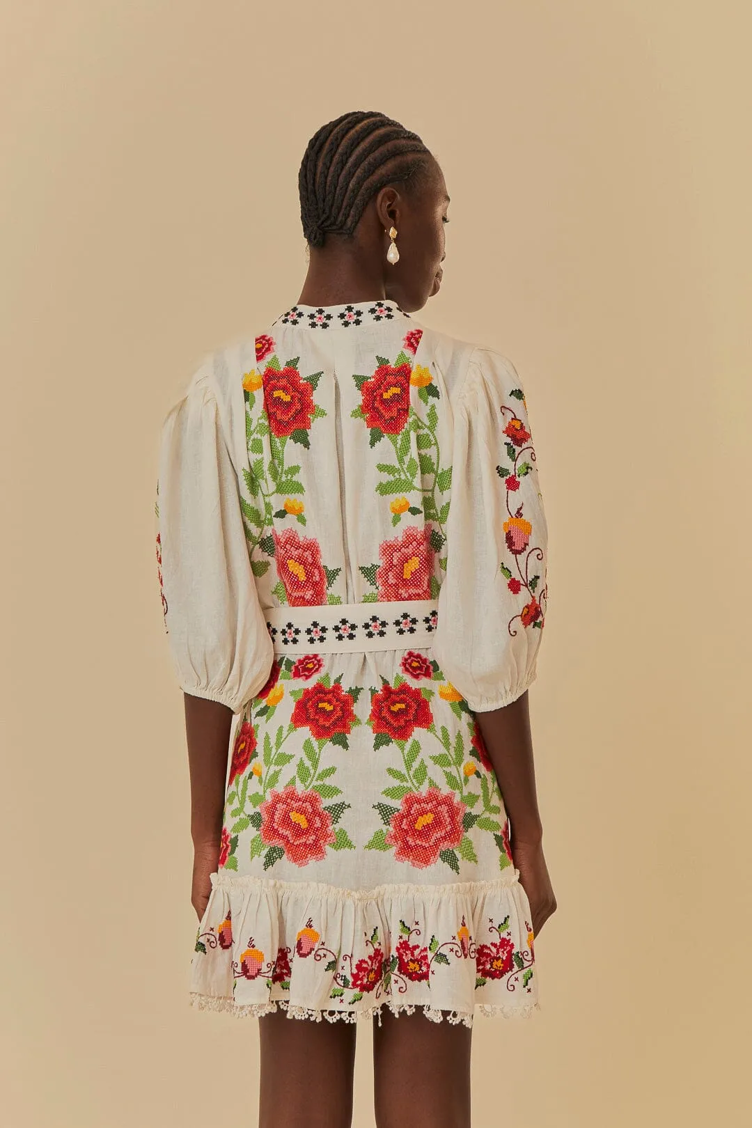 Off-White Embroidered Carmina Floral Short Sleeve Mini Dress Sleek Fit Convertible Straps