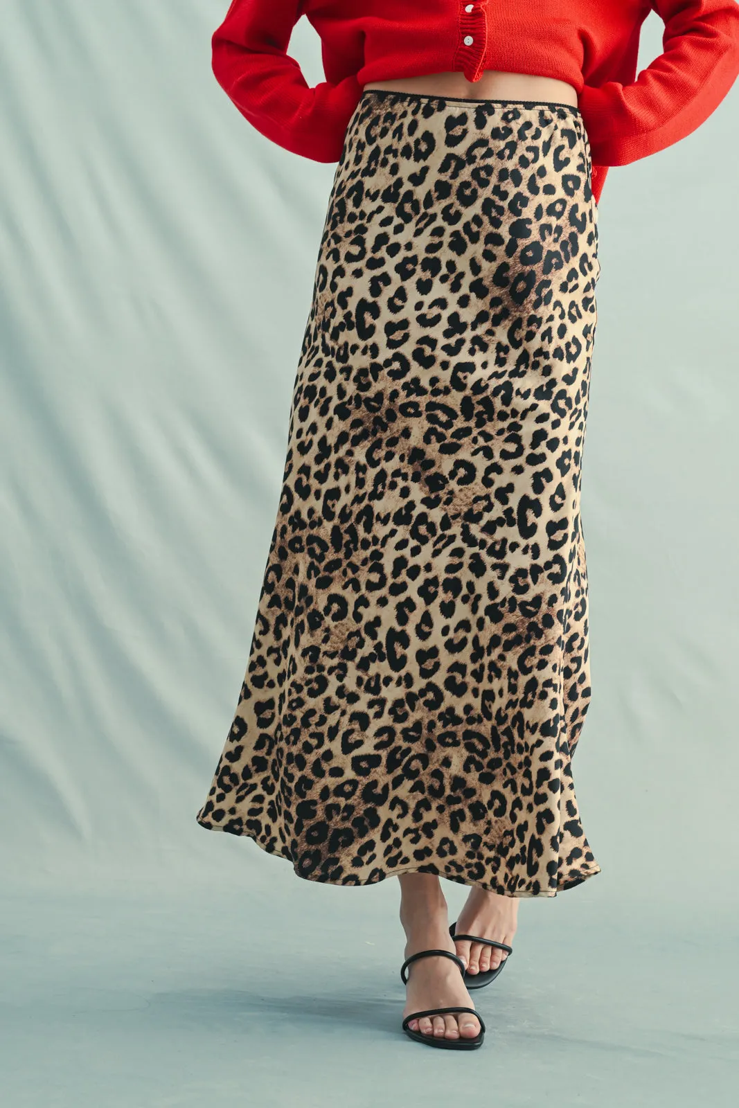 Leopard Skirt LowProfile Fasteners ChafeResistant Seams