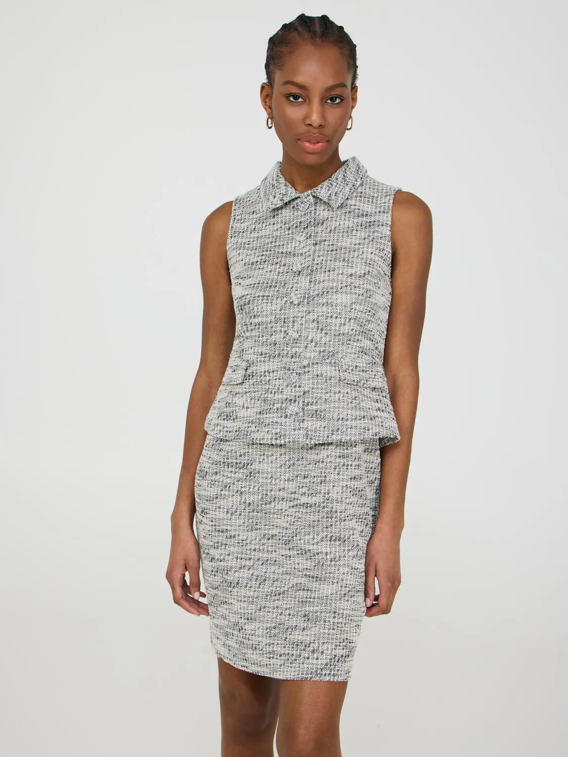 Shoot Ready Beat Glow Sleeveless Boucle Shirt Dress