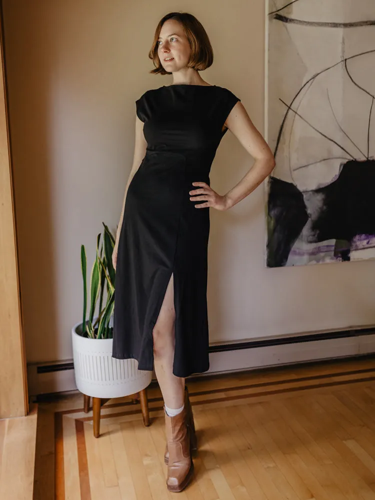 Elise Sheath Dress - Black Gentle Glow