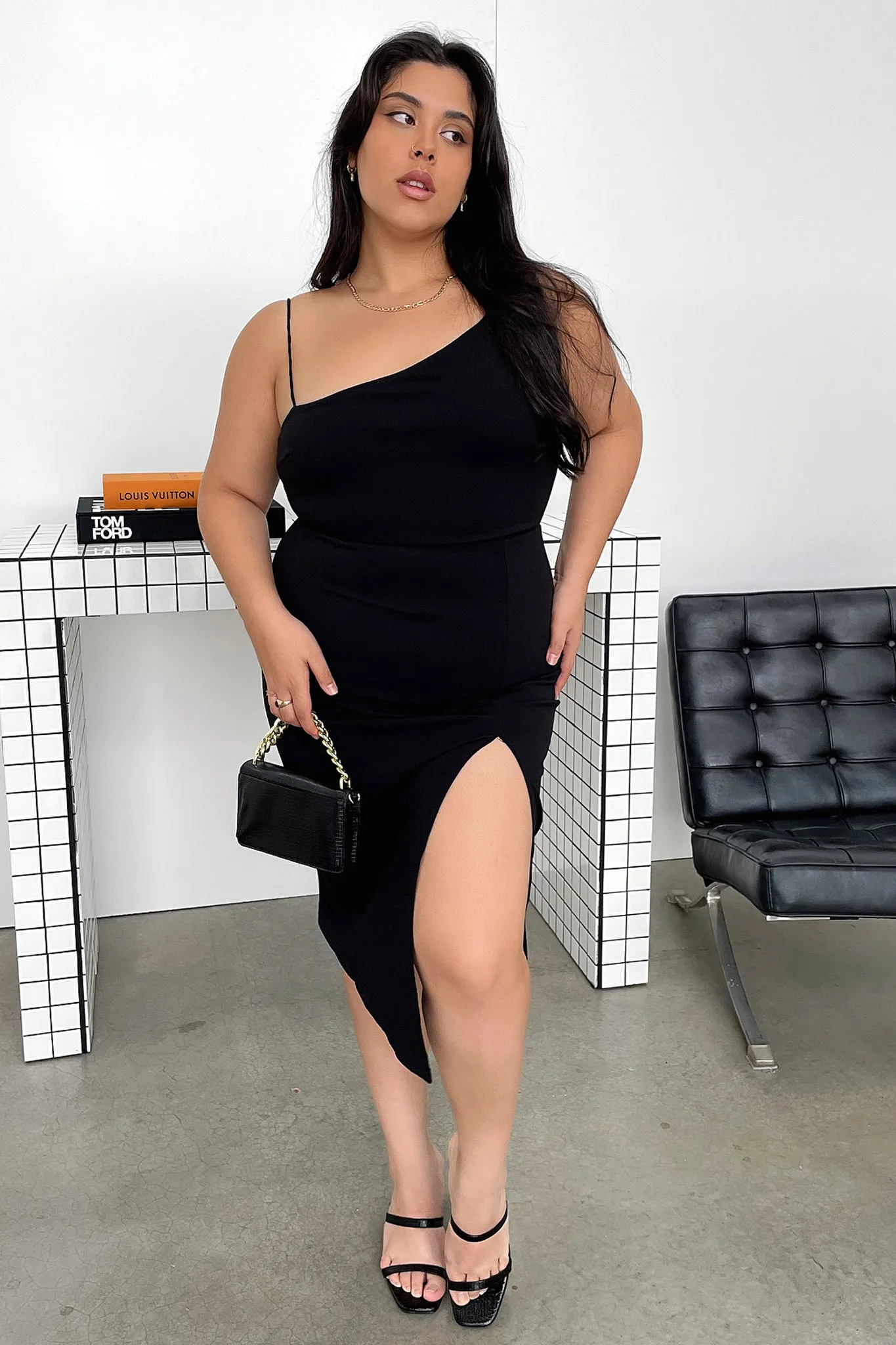 Opera Hall Easy Elegance Kira Midi Dress - Black