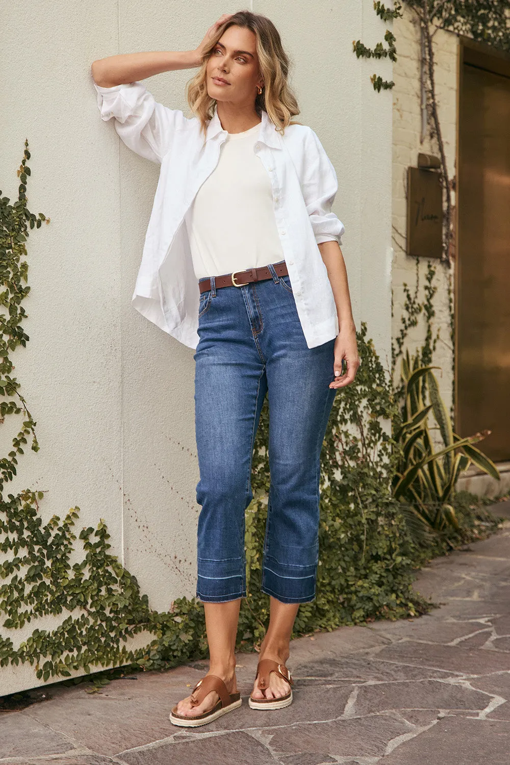 Adrift Denim Cropped Straight Leg Jeans in Mid Wash Flexible Knee Panels Laidback Style
