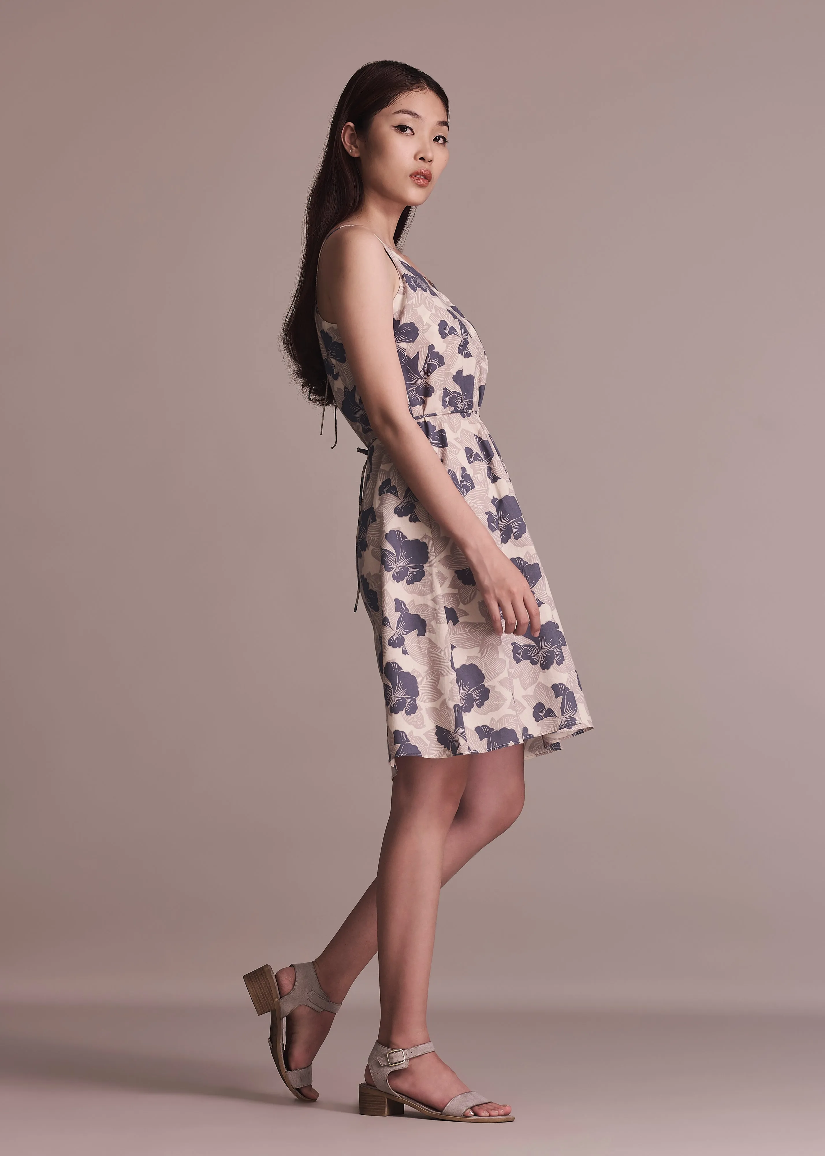 HIBISCUS - HIDDEN GARDEN INDIGO TaglessNeckline