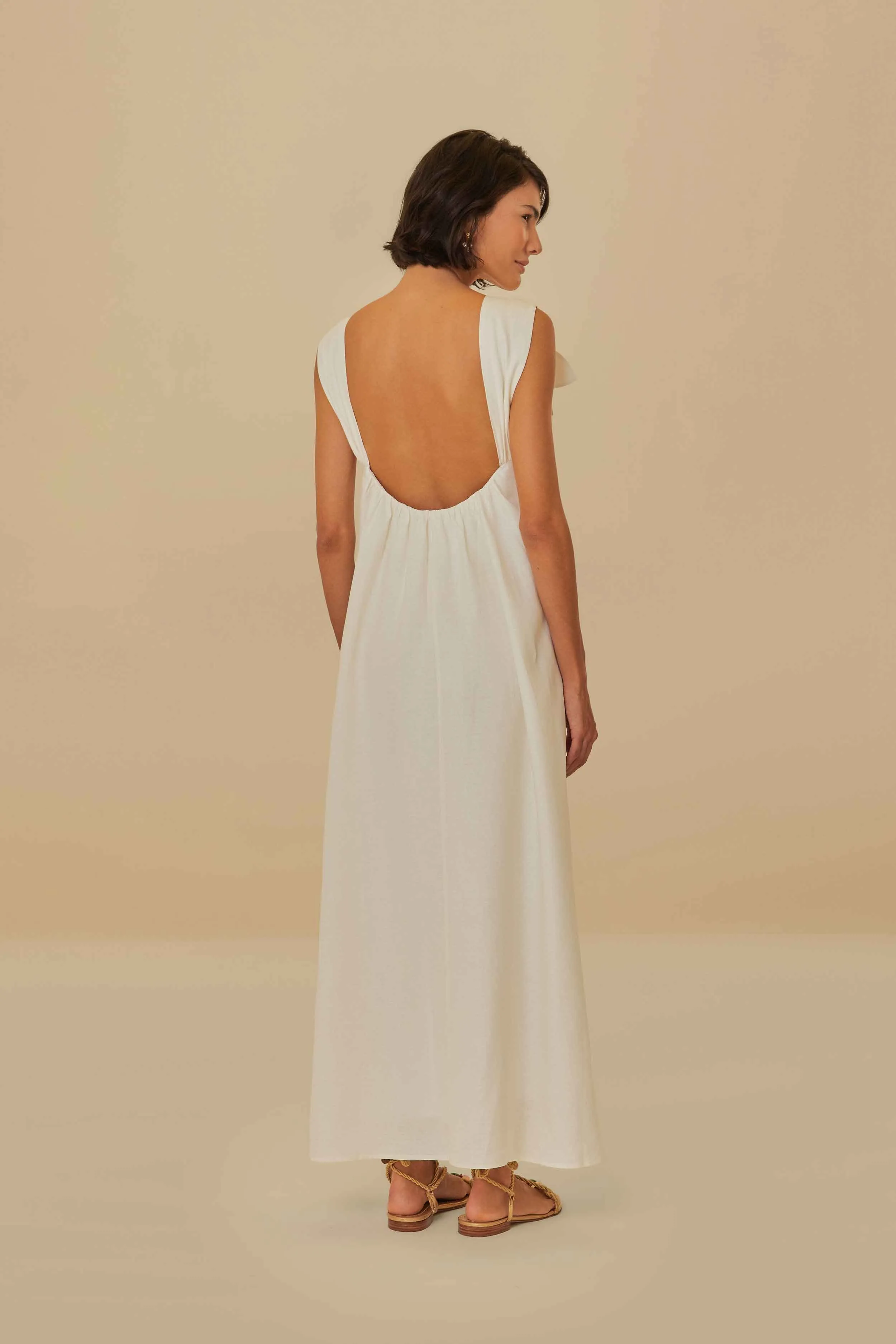 London Girl Subtle Glamour White Floral Details Lenzing? Ecovero? Euroflax? Midi Dress