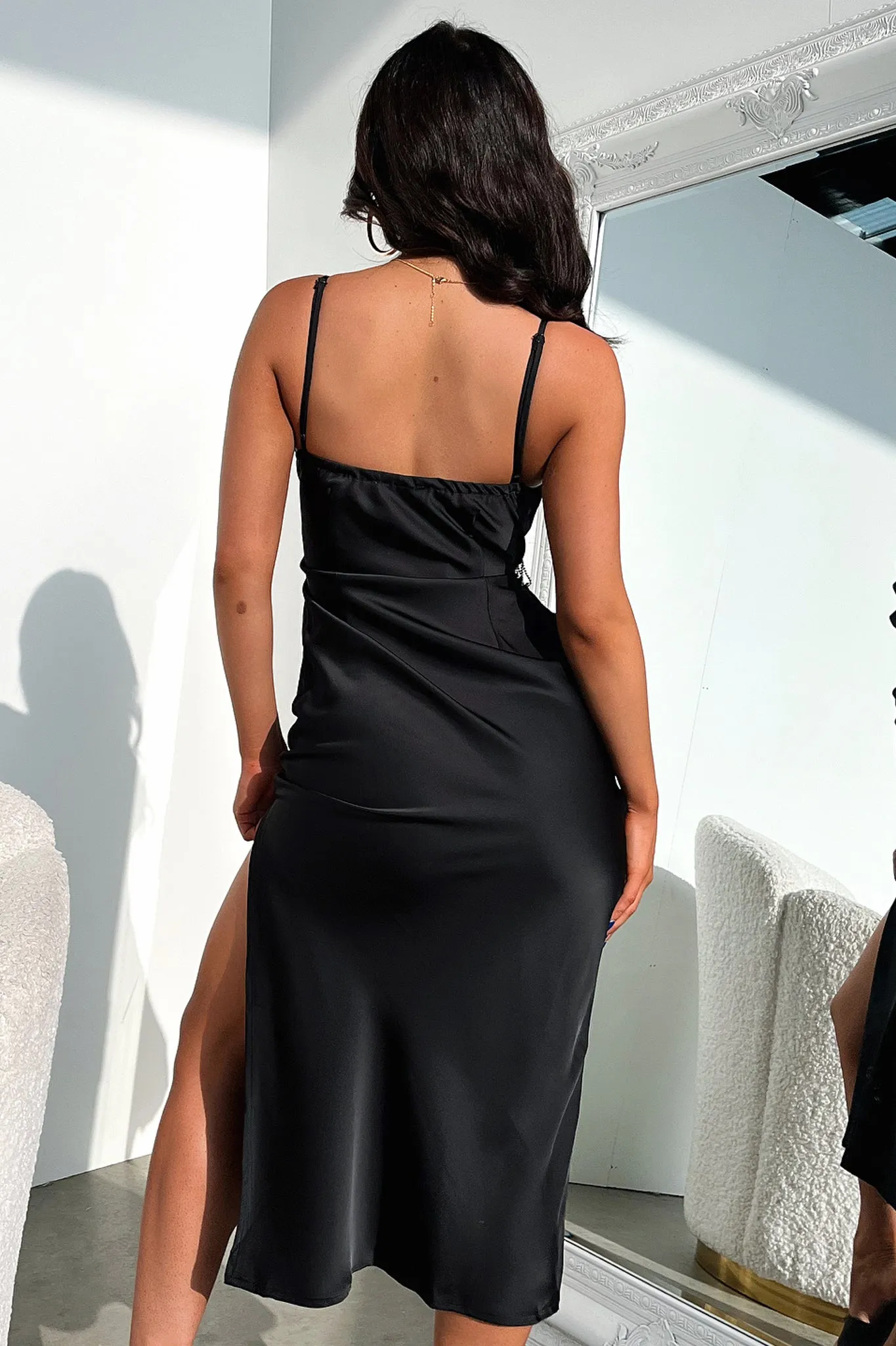Anita Midi Dress - Black Day-to-Night Look