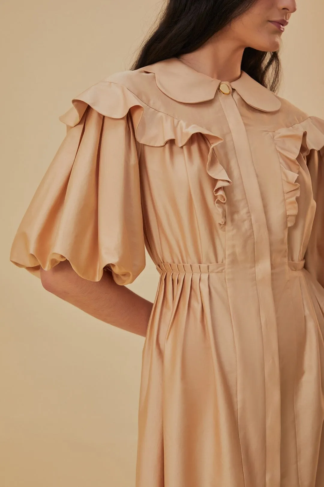 Beige Short Sleeve Mini Dress Casual Day Look
