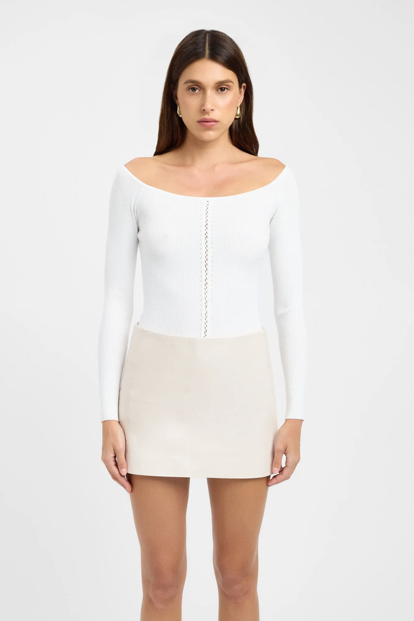 Modern Chic Relaxed Vibe Andes Low Rise Mini Skirt