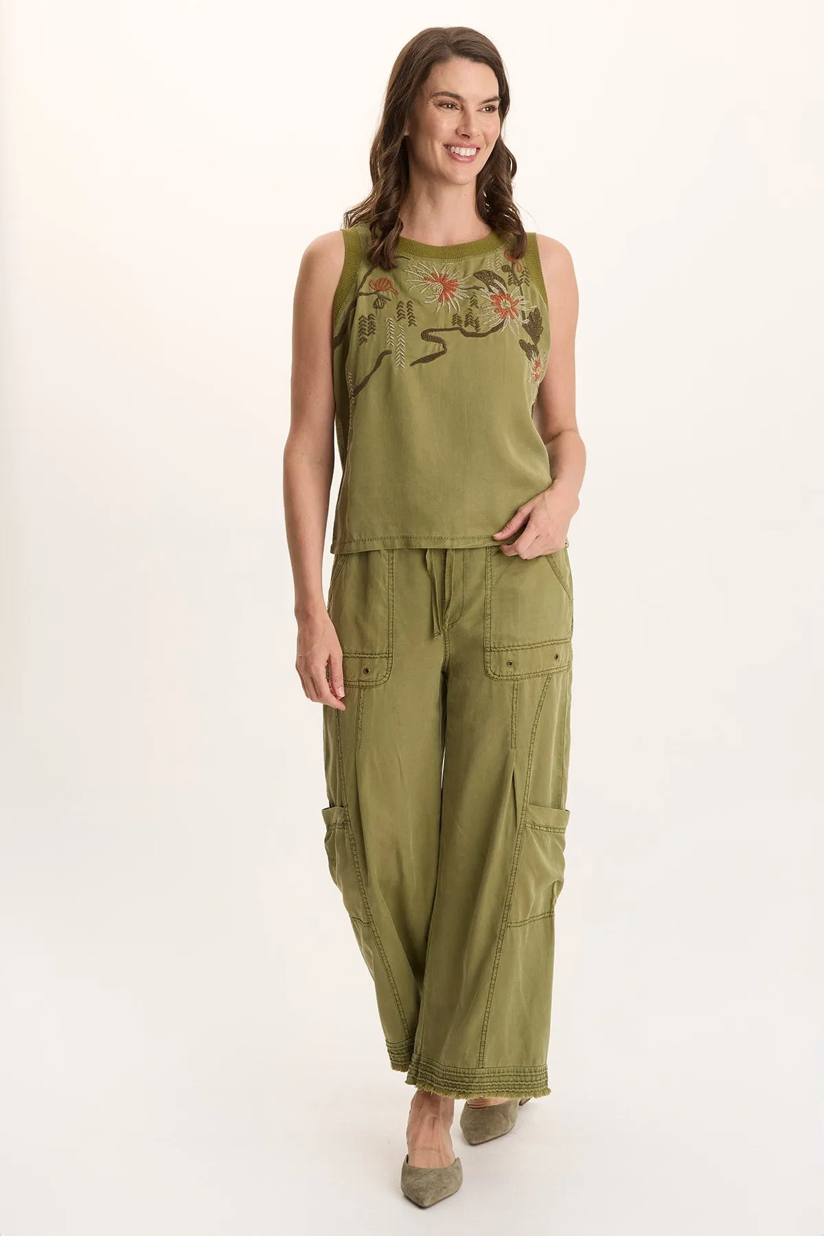 Katrine Soft Twill Embroidered Artisan Tank Hypoallergenic Fibers Carry Ease