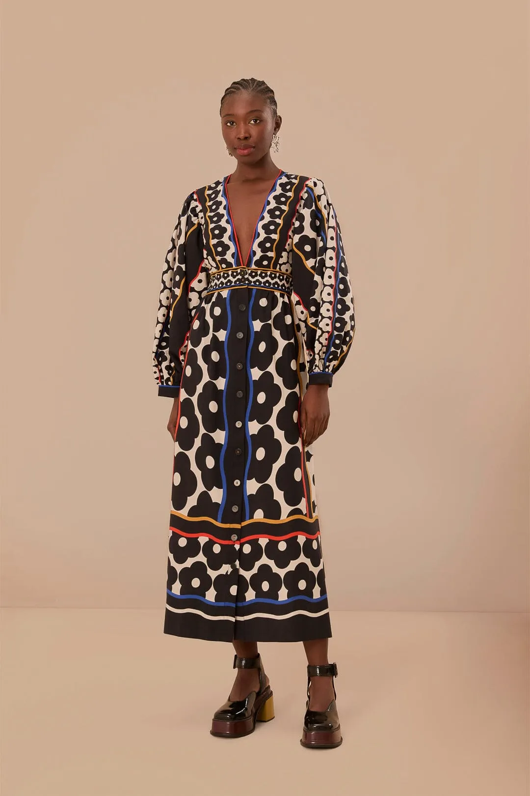 Desert Air Paper Glow Black Farm Daisy Plunging Neck Maxi Dress
